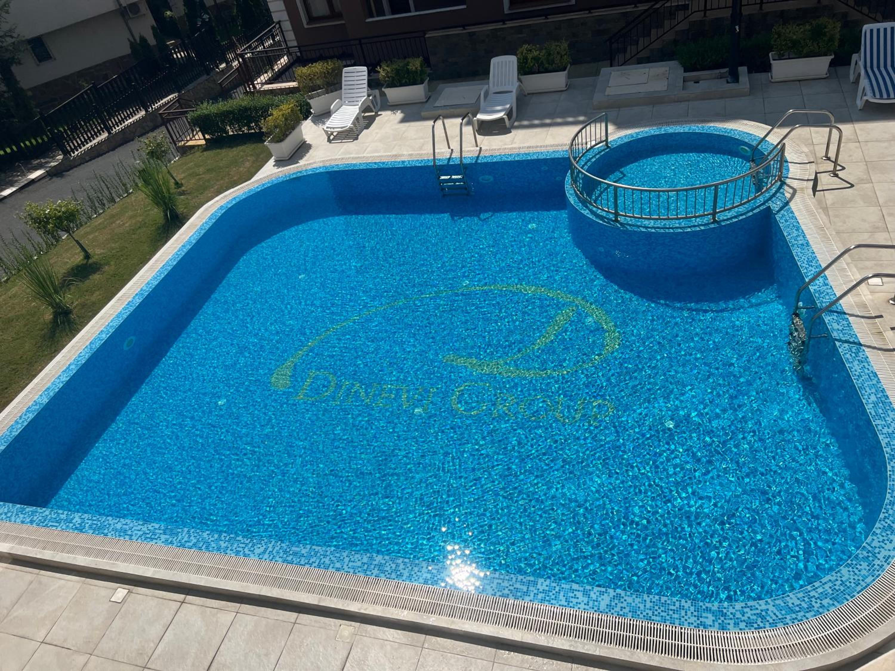 Phoenix APARTMENT Апартамент Феникс