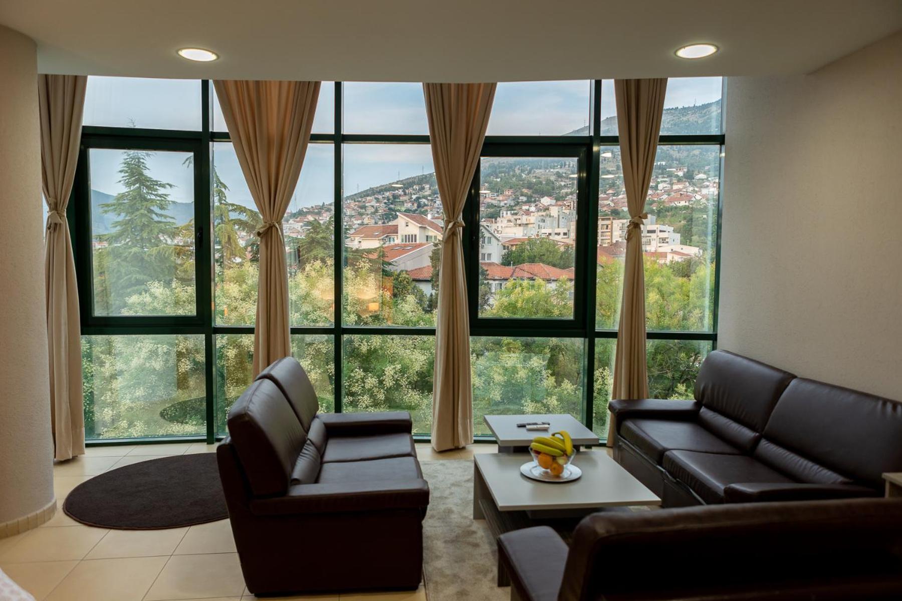 Aura Central Apartment