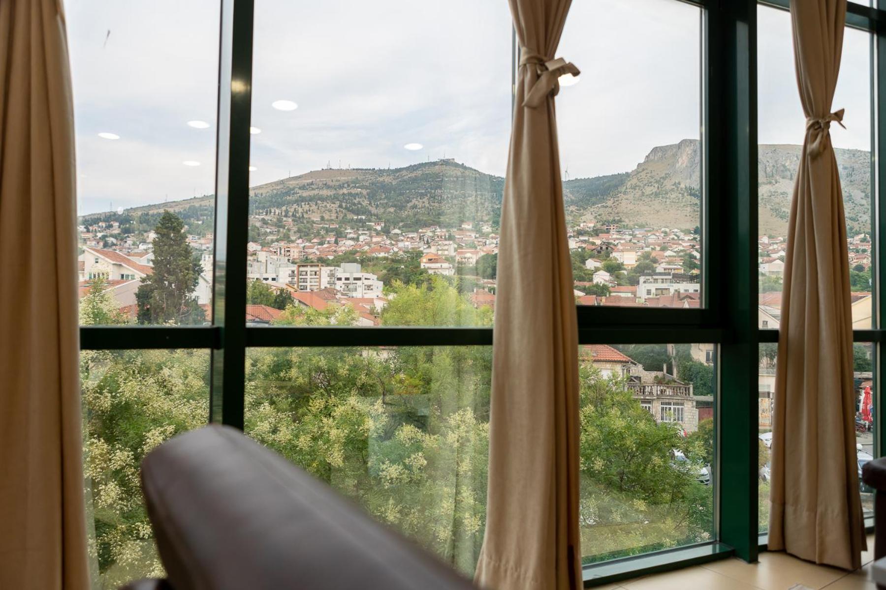 Aura Central Apartment