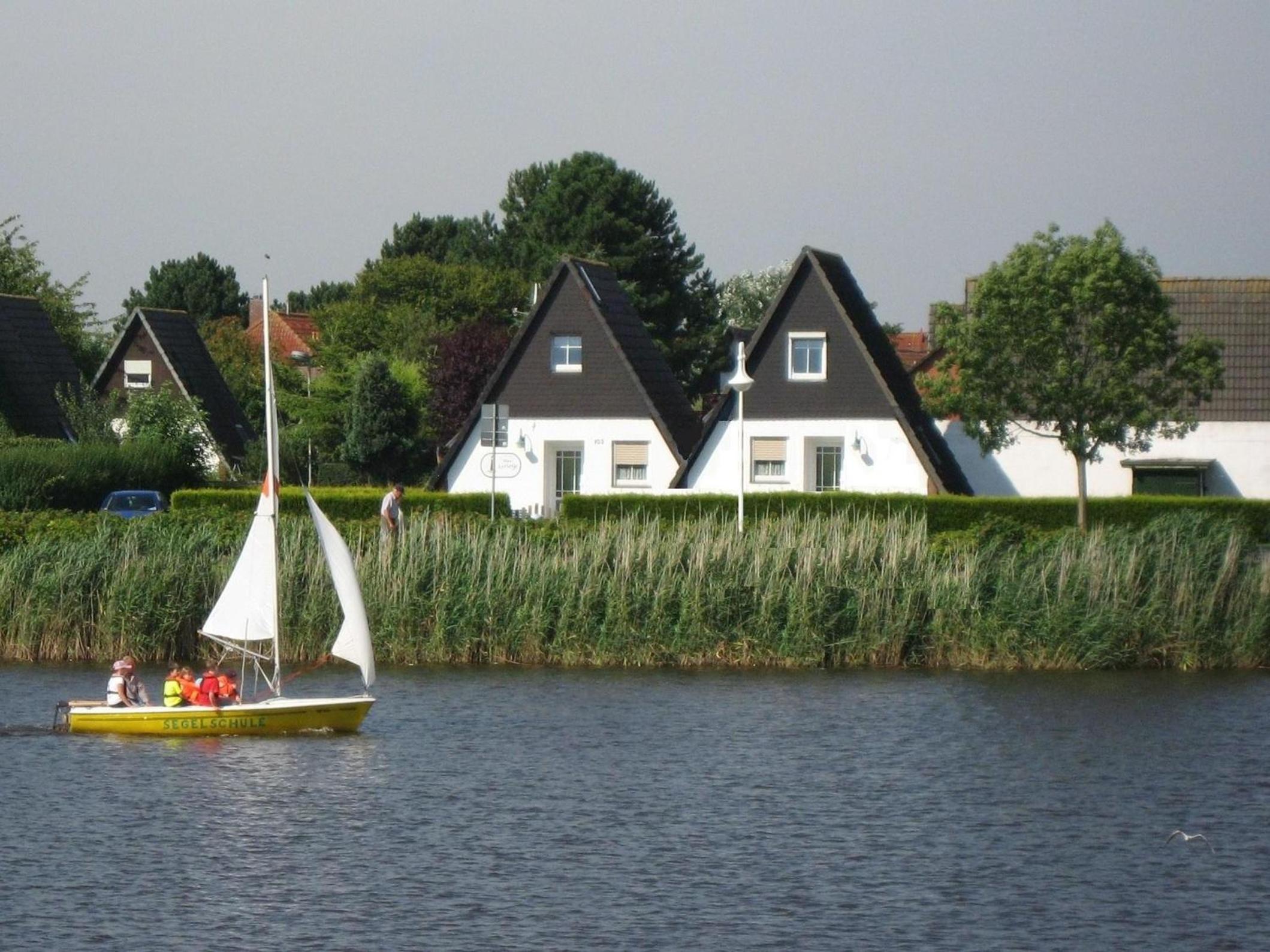 Grietje II blaues Haus rechts