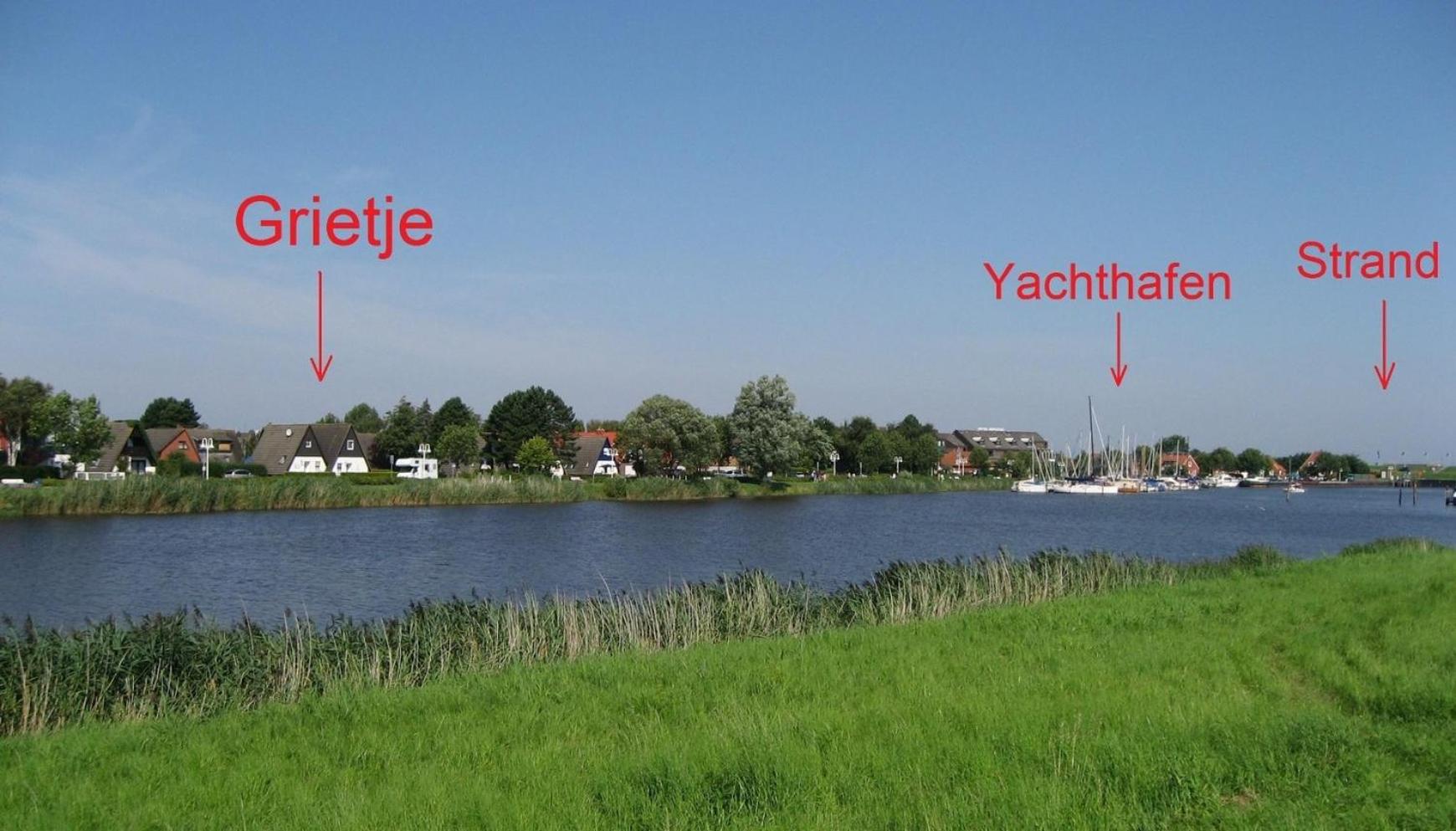 Grietje I rotes Haus links