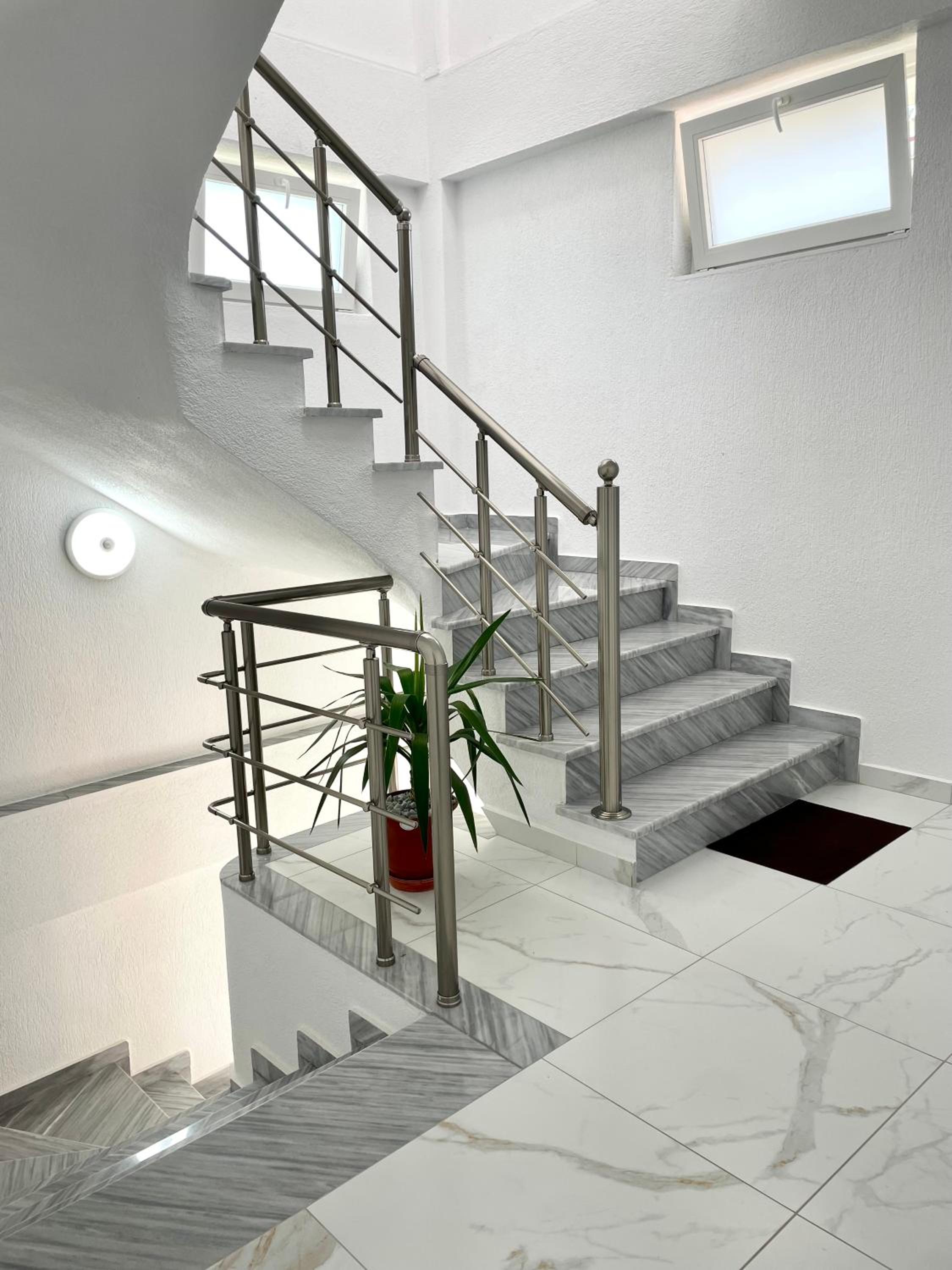 Apartamenti 71