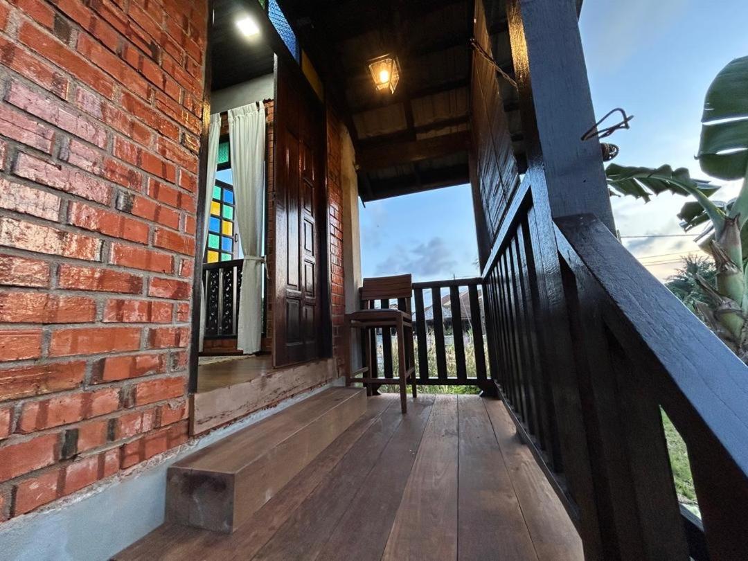 NASHQUE HOMESTAY