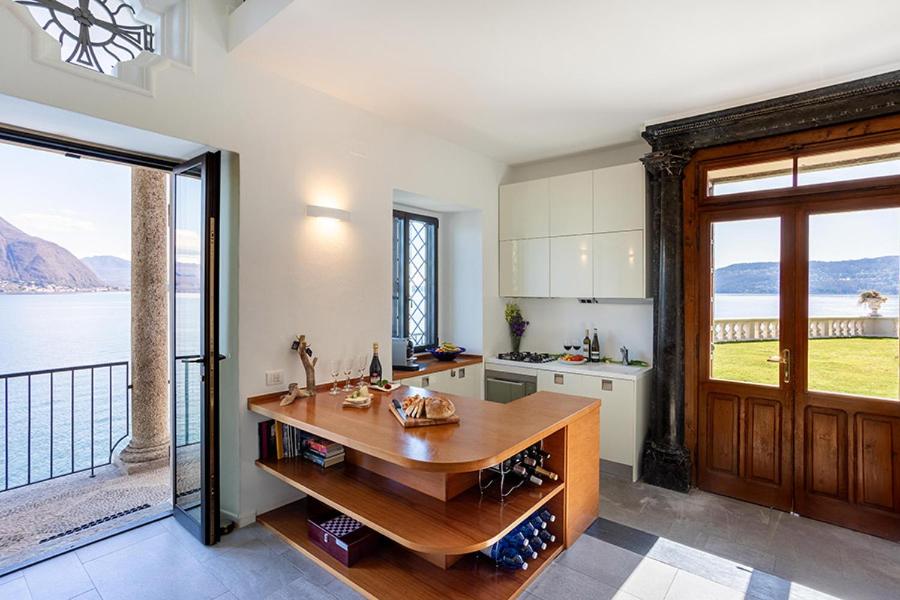 On the Lake Unique Luxury Villa Lake Maggiore