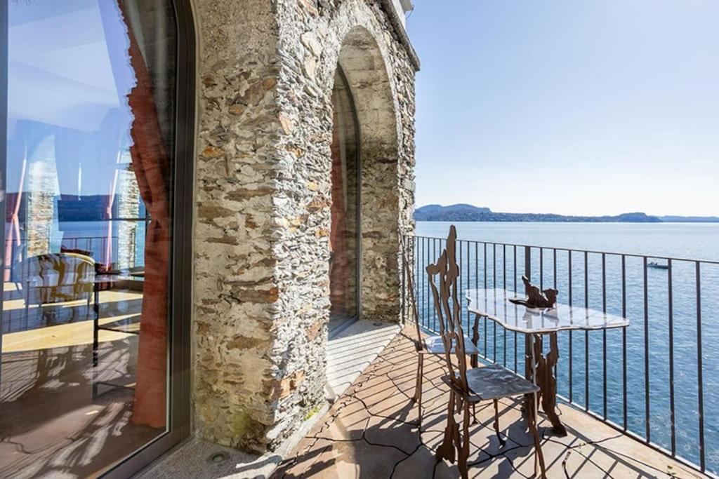 On the Lake Unique Luxury Villa Lake Maggiore