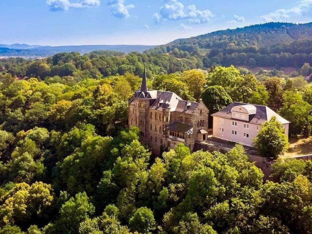 Eventlocation Mieten und Übernachten im Schloss nähe 07407 Rudolstadt
