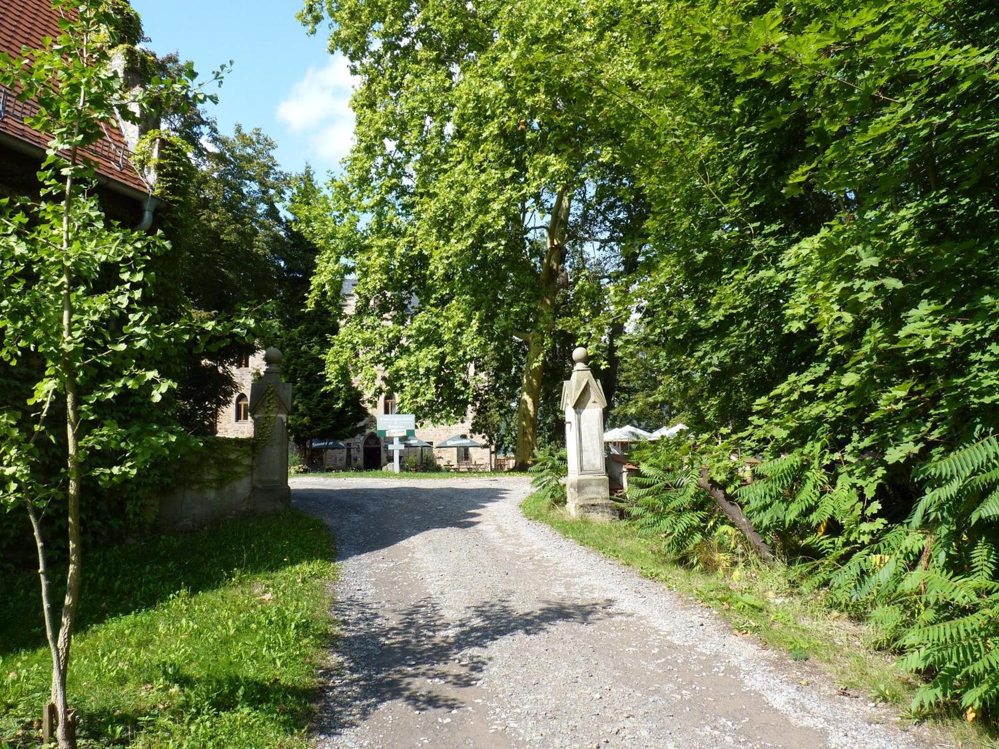 Eventlocation Mieten und Übernachten im Schloss nähe 07407 Rudolstadt