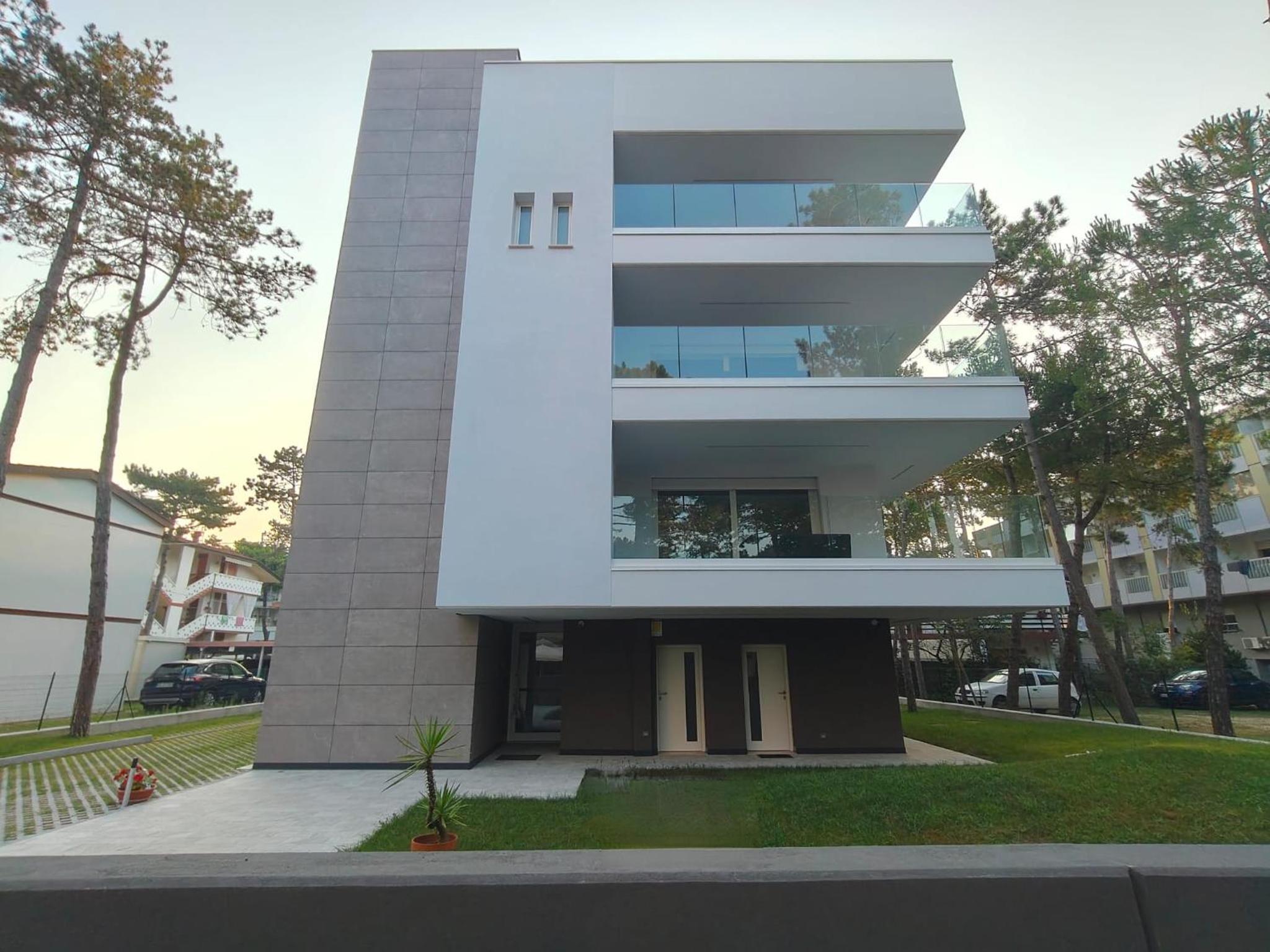 CRYSTAL Apartments DELUXE view 5
