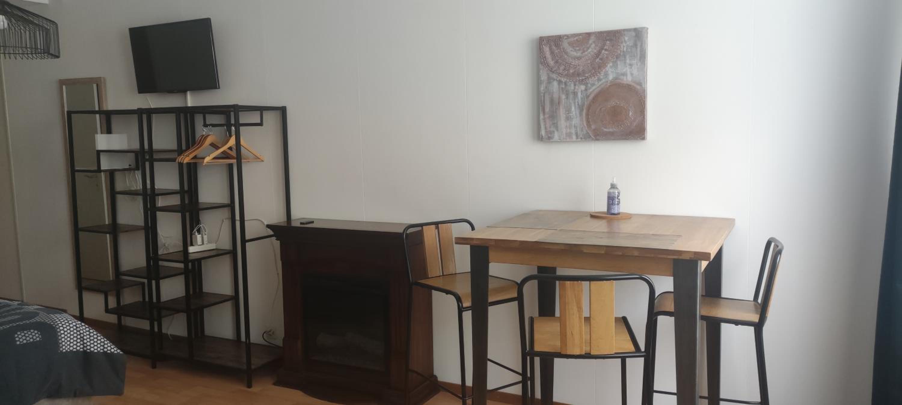 Studio avec kitchenette tout équipée