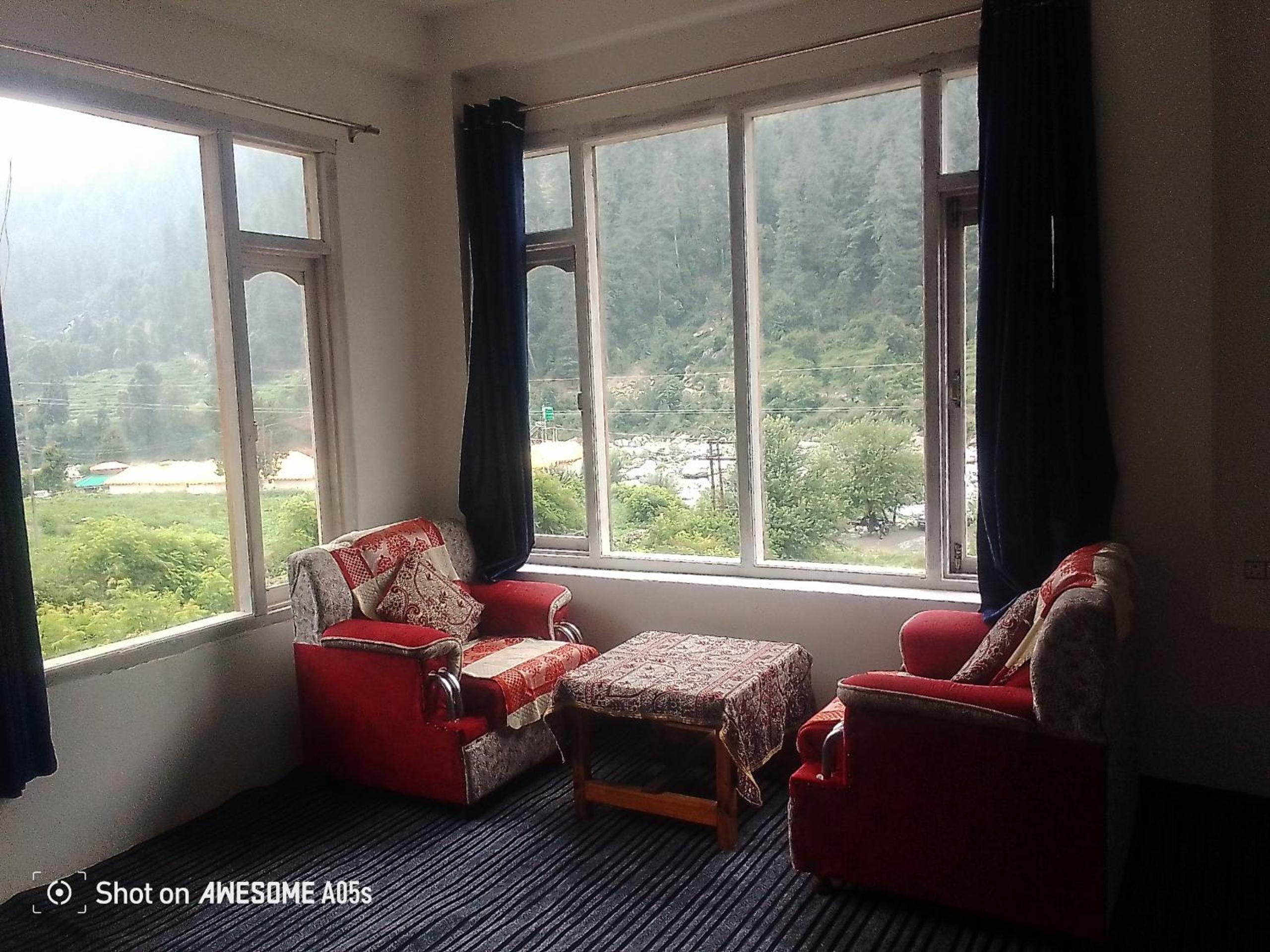 River side home stay Barot
