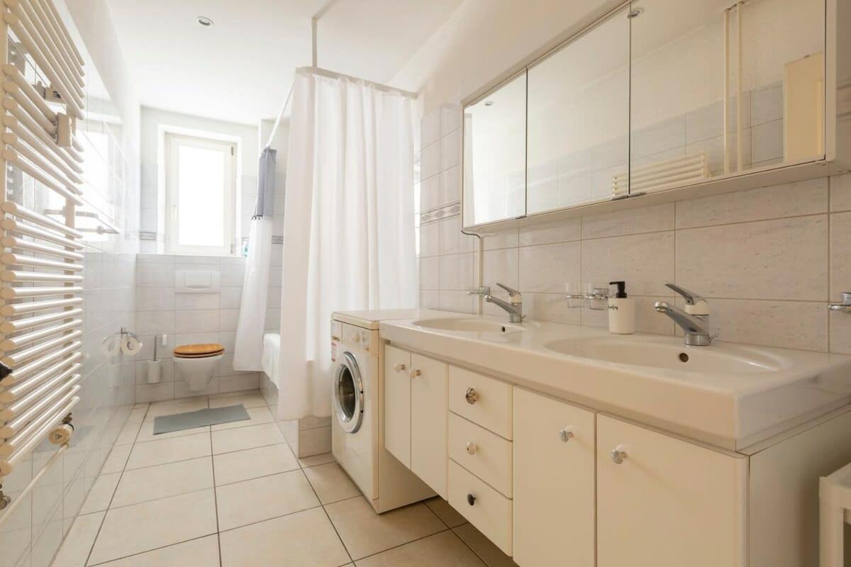 KAYA Apartment TURQUOISE - Downtown 3BR Deluxe Apt