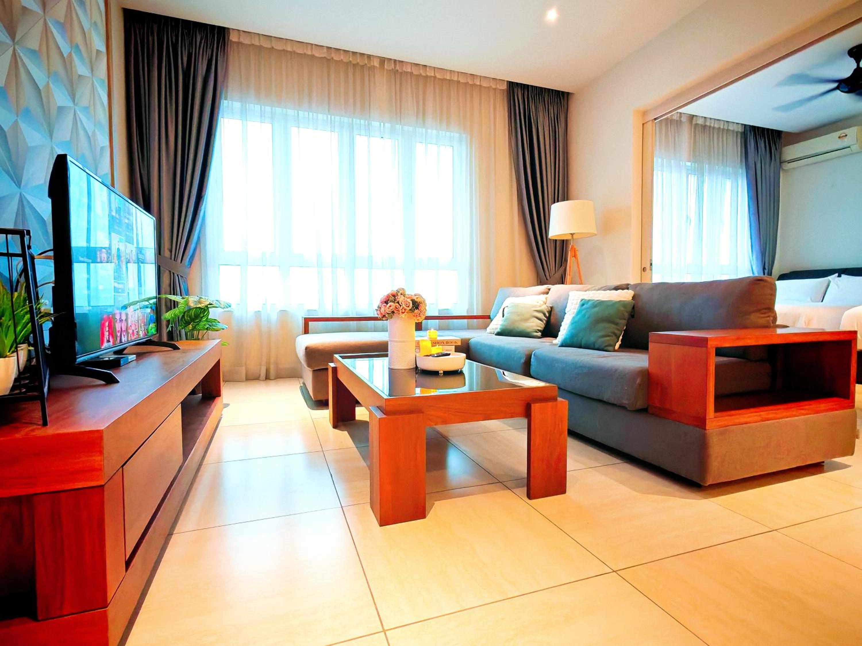Ipoh Octagon Premium 7 Pax Condo One Free Parking by City Home Empire photo 1
