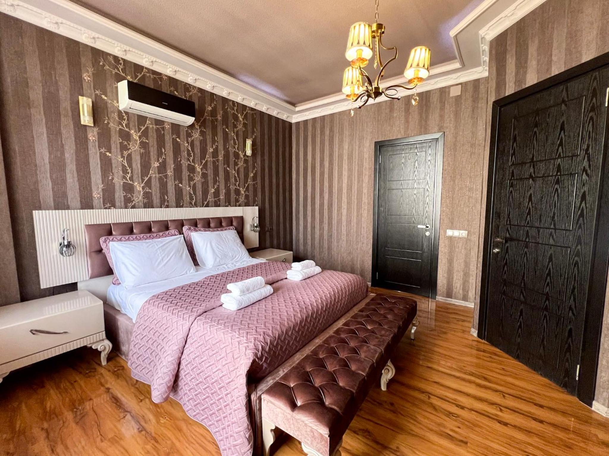 Three-room apartments by the seacoast, Porta Batumi Tower view 2