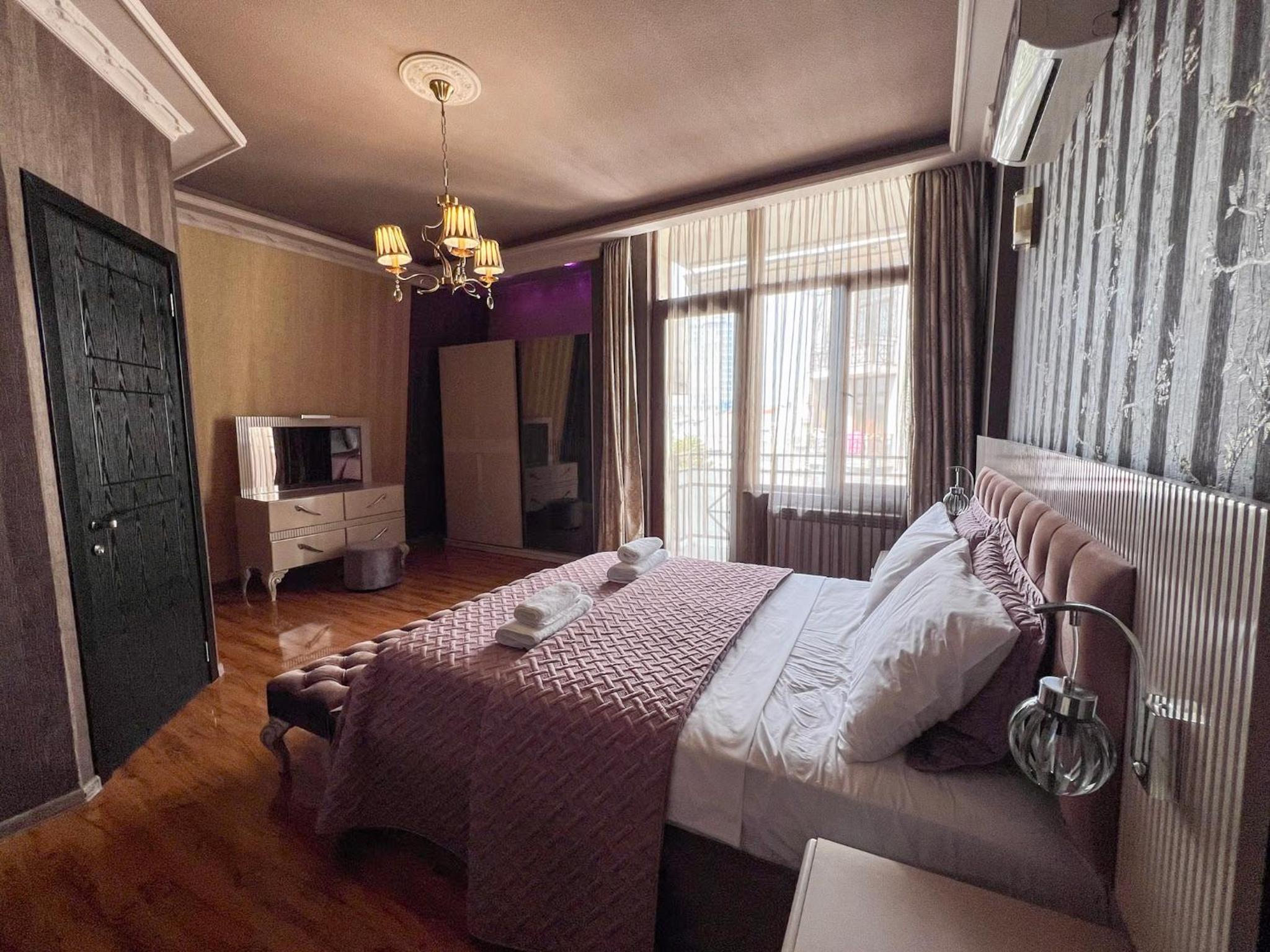 Three-room apartments by the seacoast, Porta Batumi Tower view 4