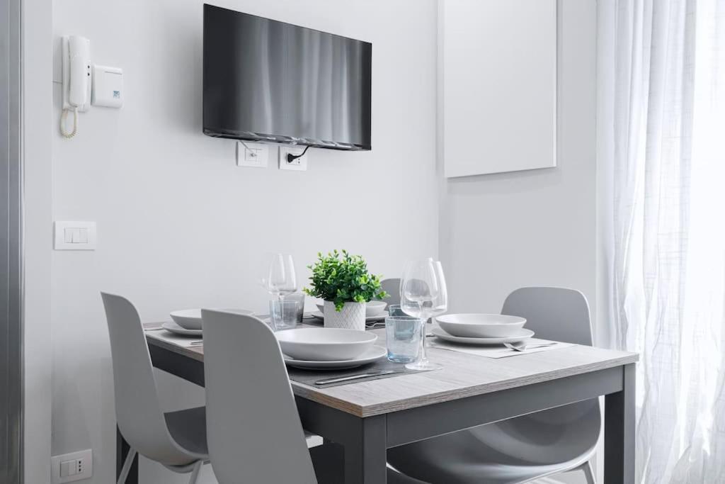 Easylife - Milano - Castaldi 32 CP3 - Porta Venezia