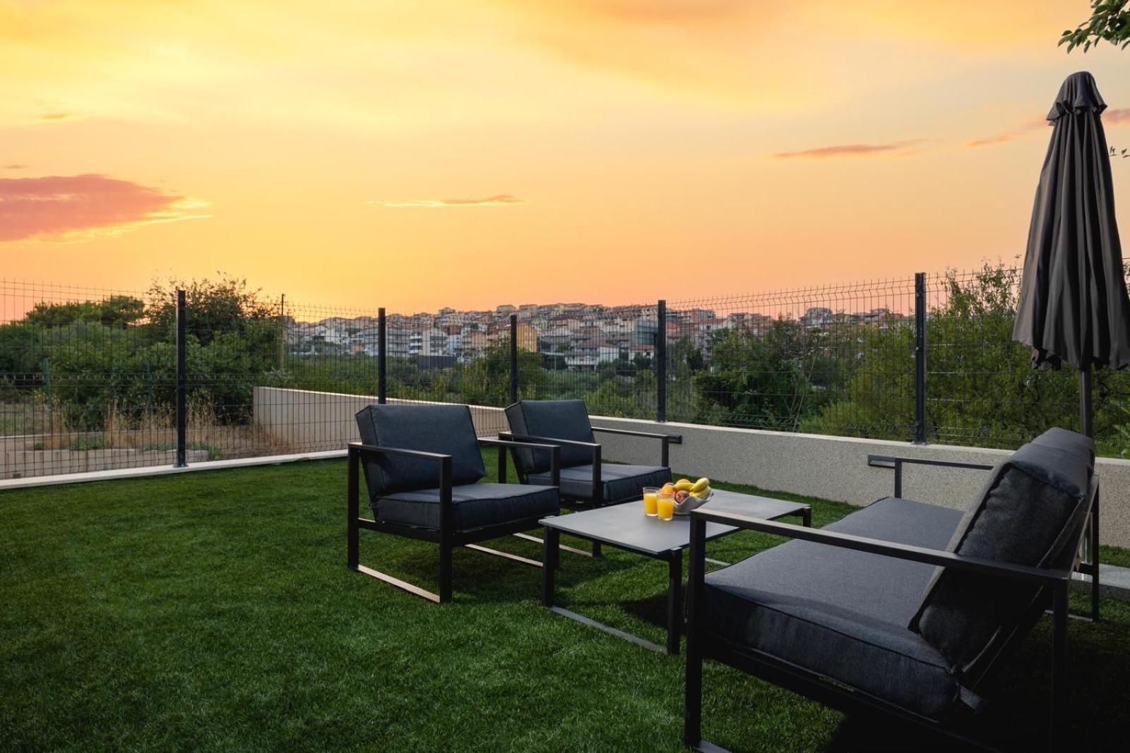 Split Vacations - Tomas garden lux apartment - Property Image 1