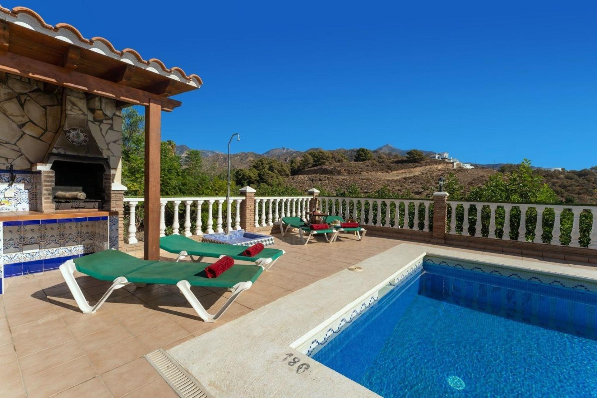 Ferienhaus mit Privatpool für 10 Personen ca 280 qm in Nerja, Andalusien Costa del Sol view 3