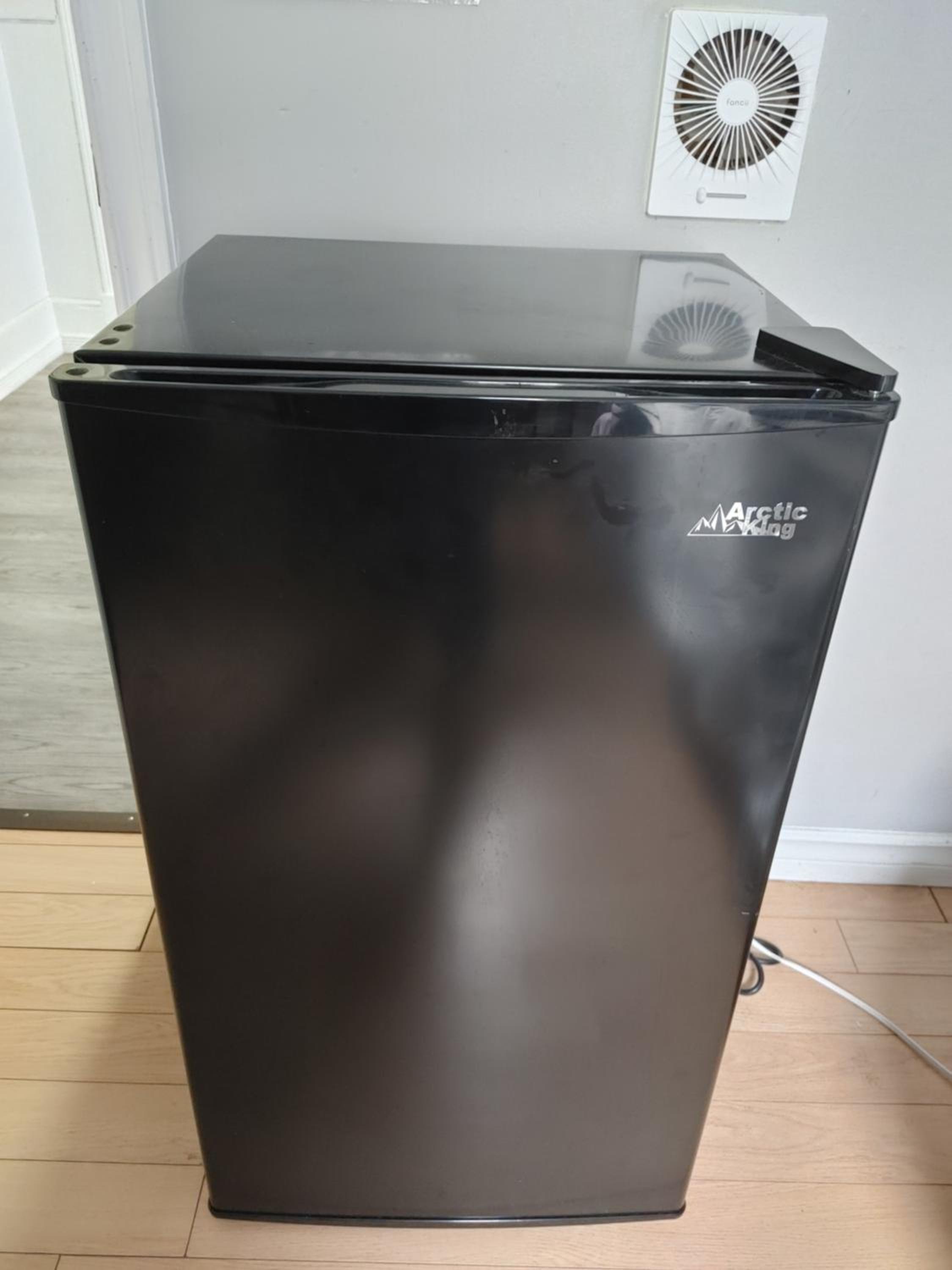 32 jean Queen barfridge