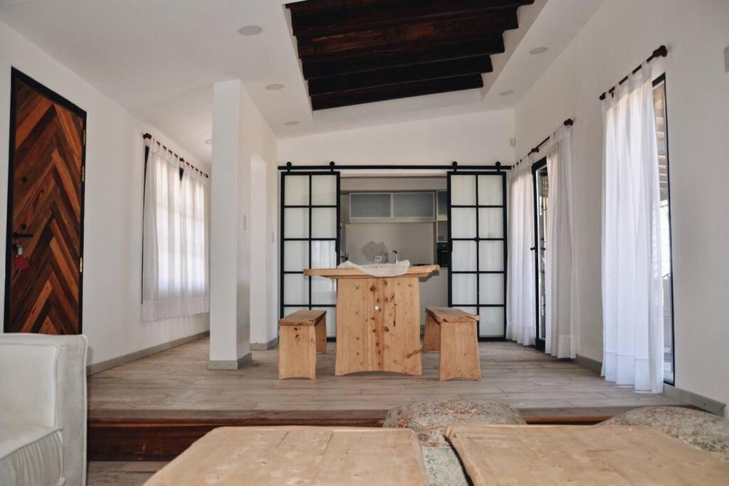 Casa entre viñas, Valle de Uco