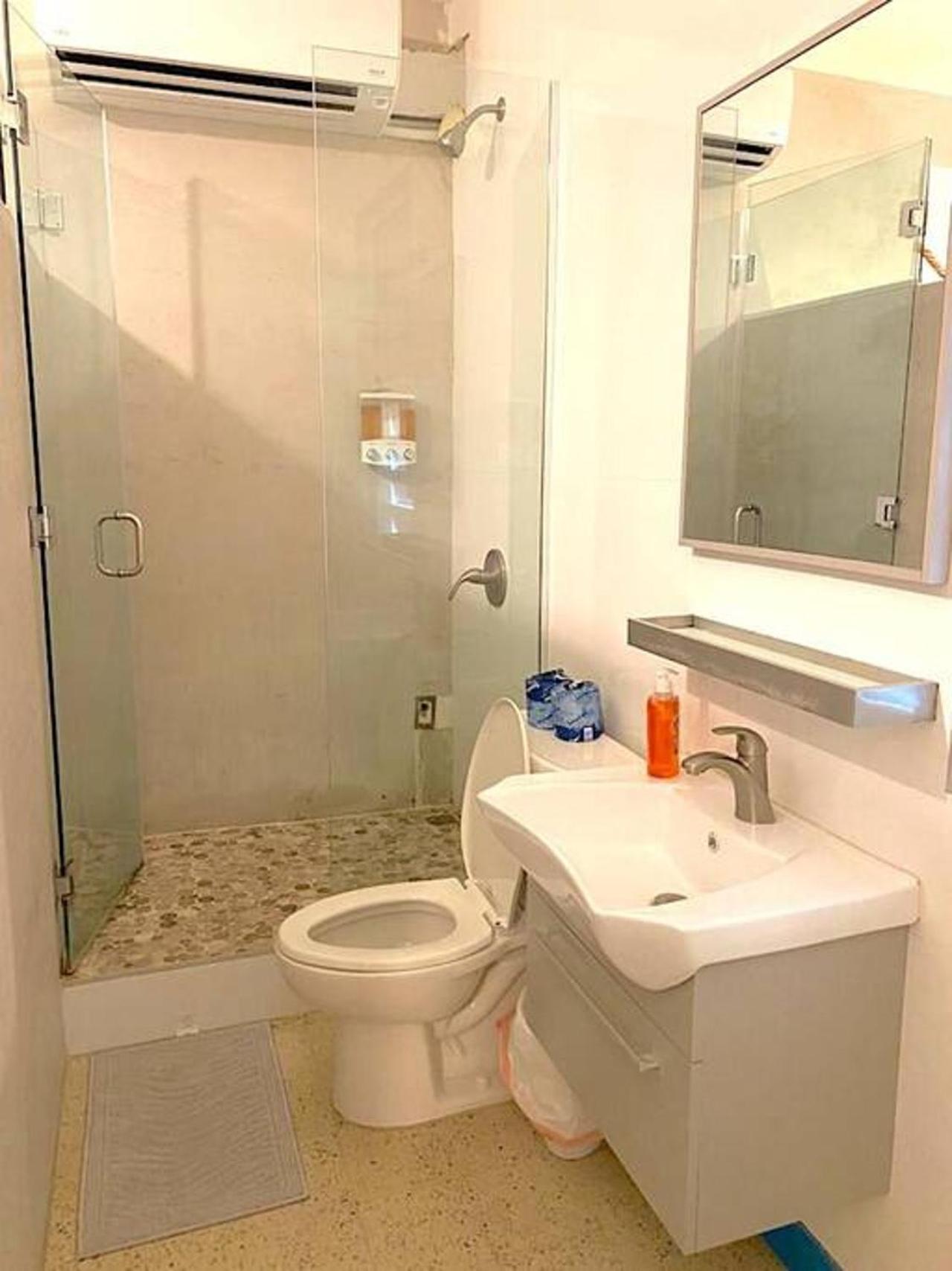 Condado Beach Stay 3BR Wi-Fi Great Location view 3