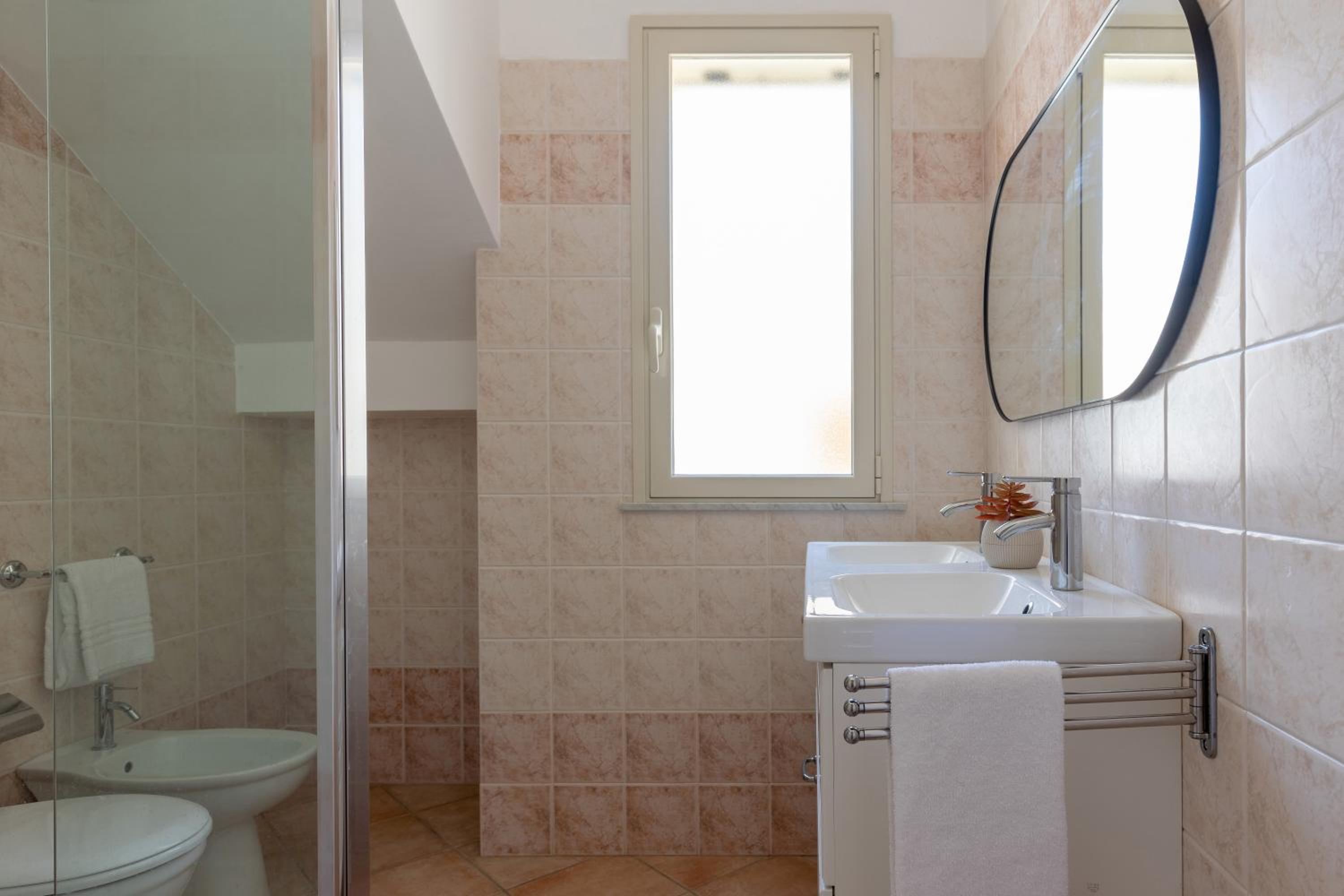 Fontane Bianche Villas view 3