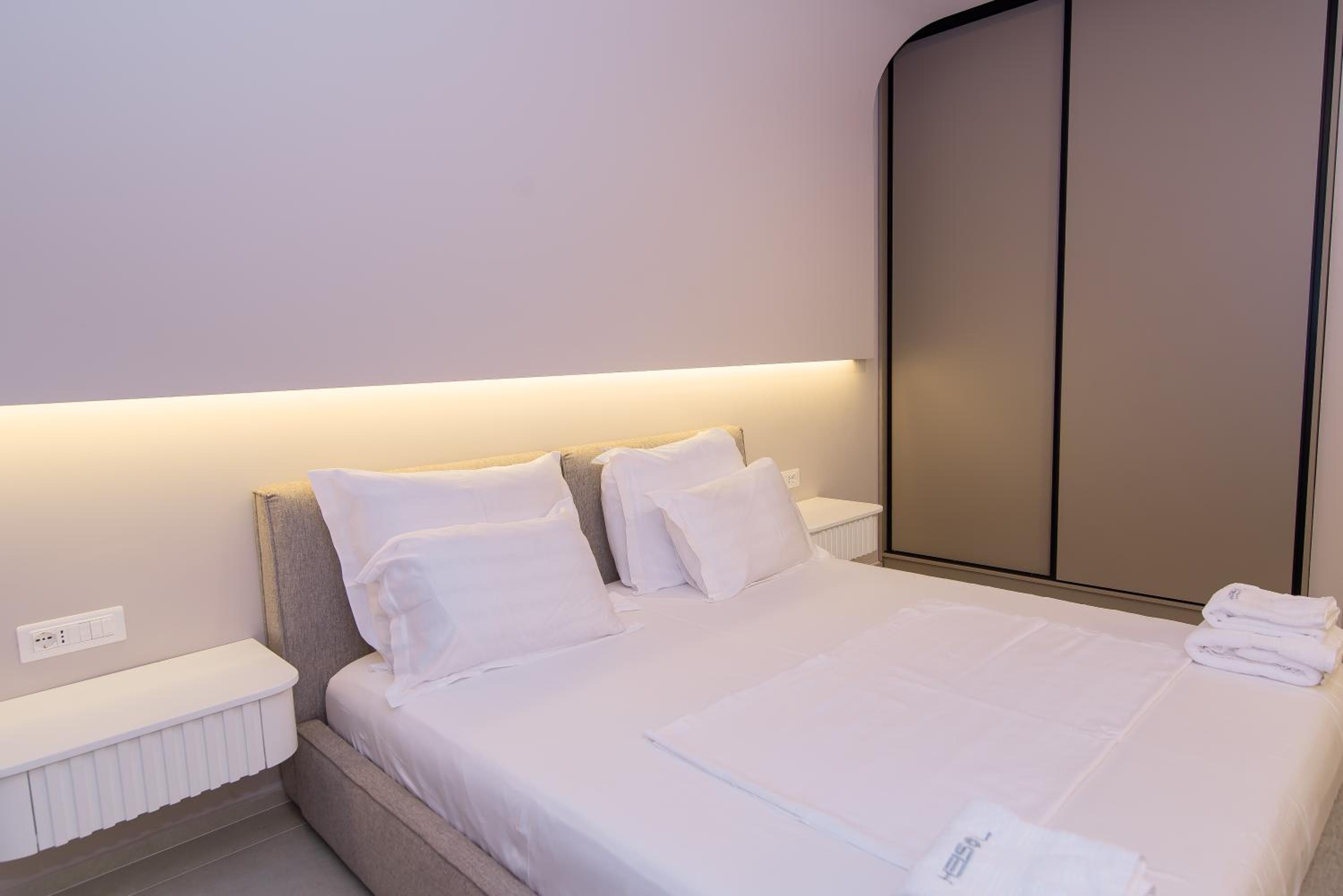 Heisol apartment