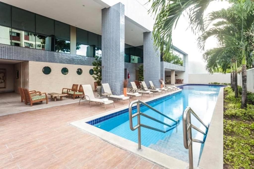 Beach Class Convention - Flats em Boa Viagem por Yolo