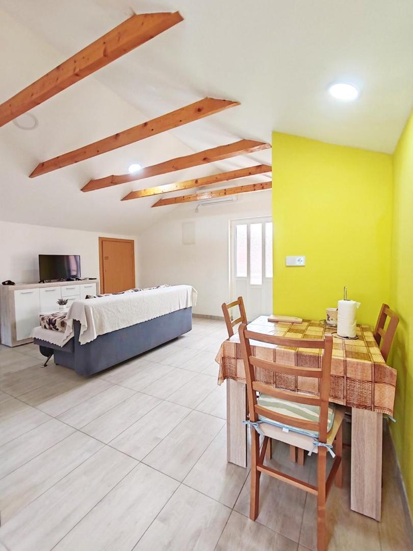 Apartment Pengo