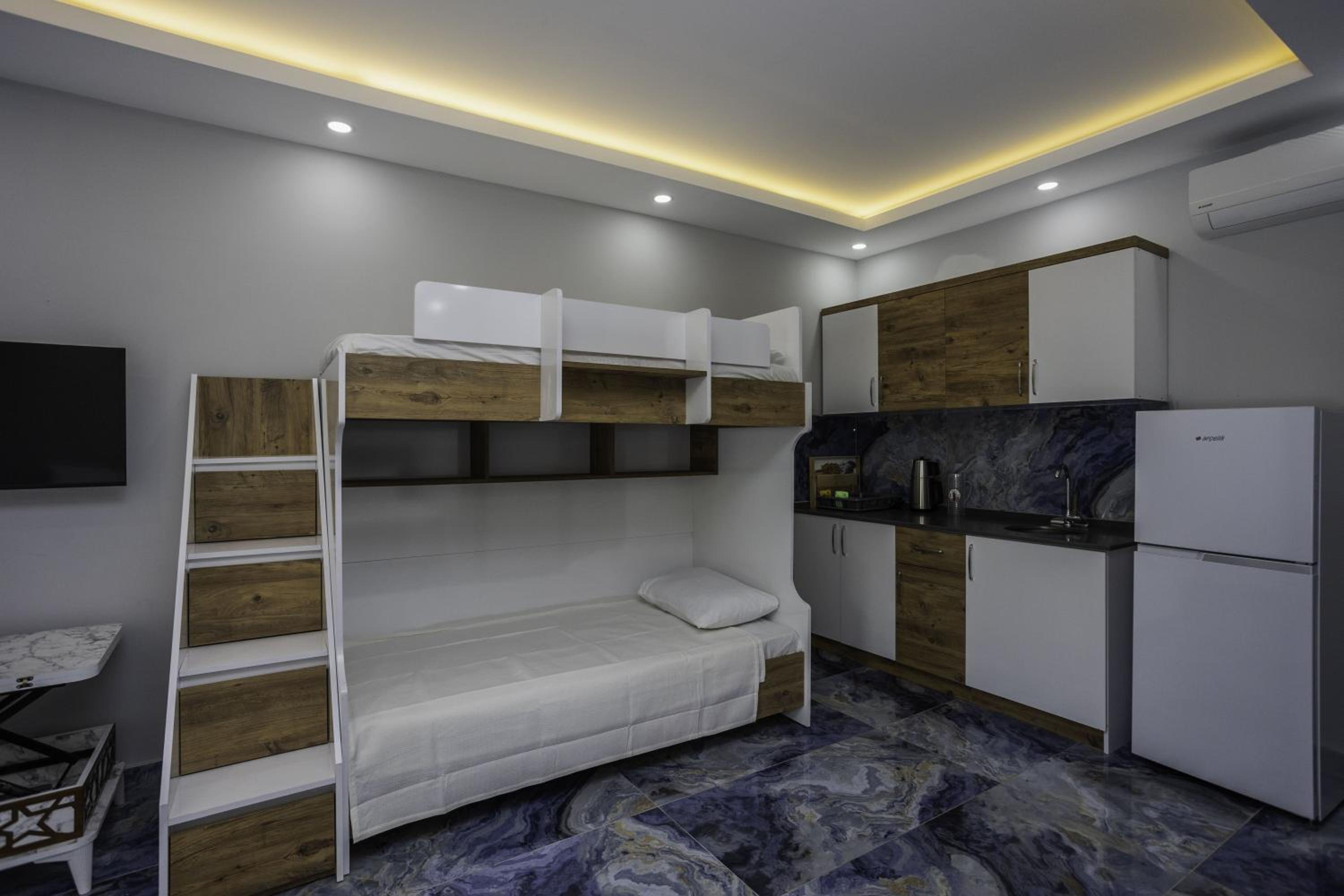 Terra Garden Hotel - Image 13