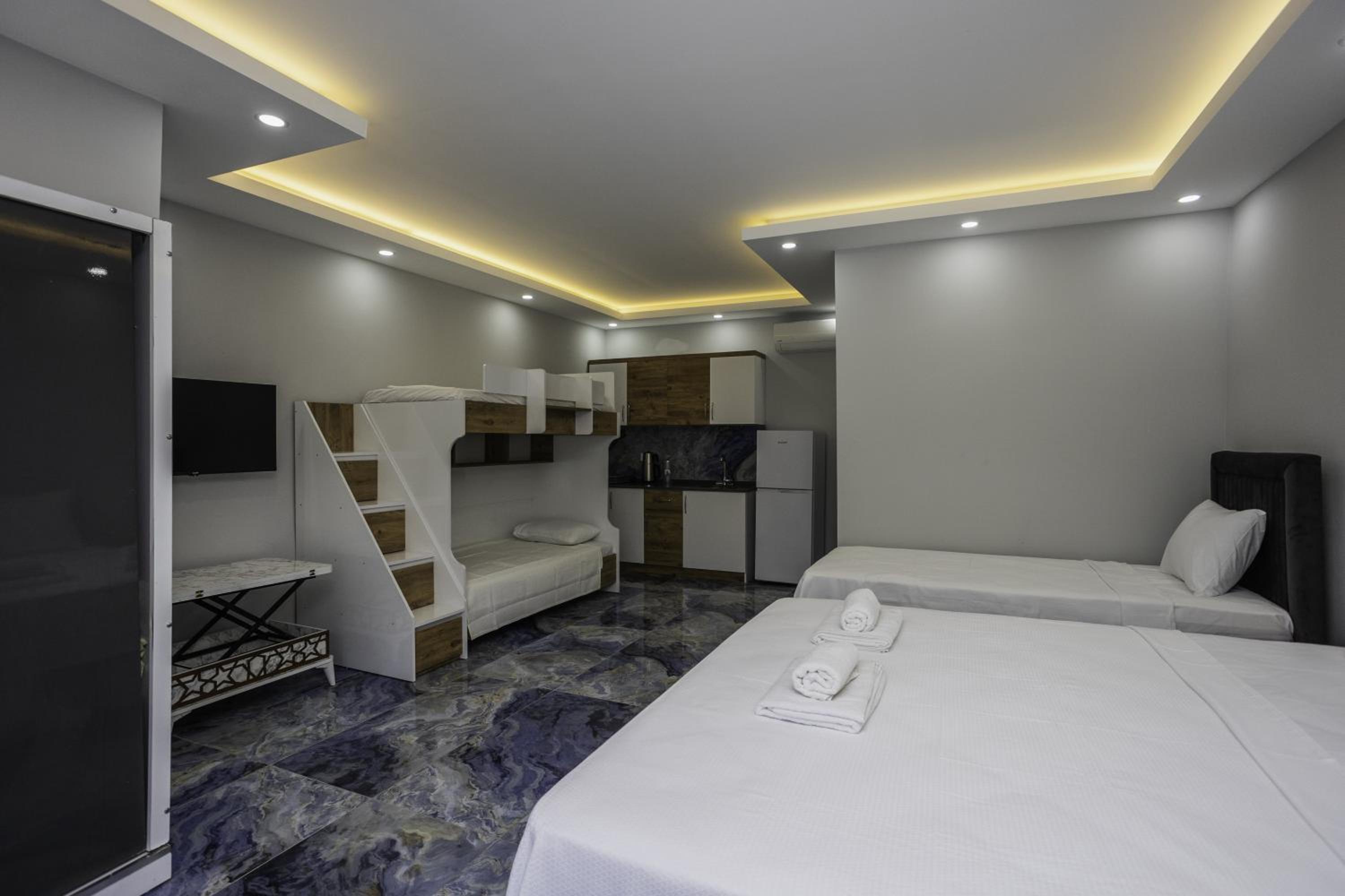 Terra Garden Hotel - Image 9