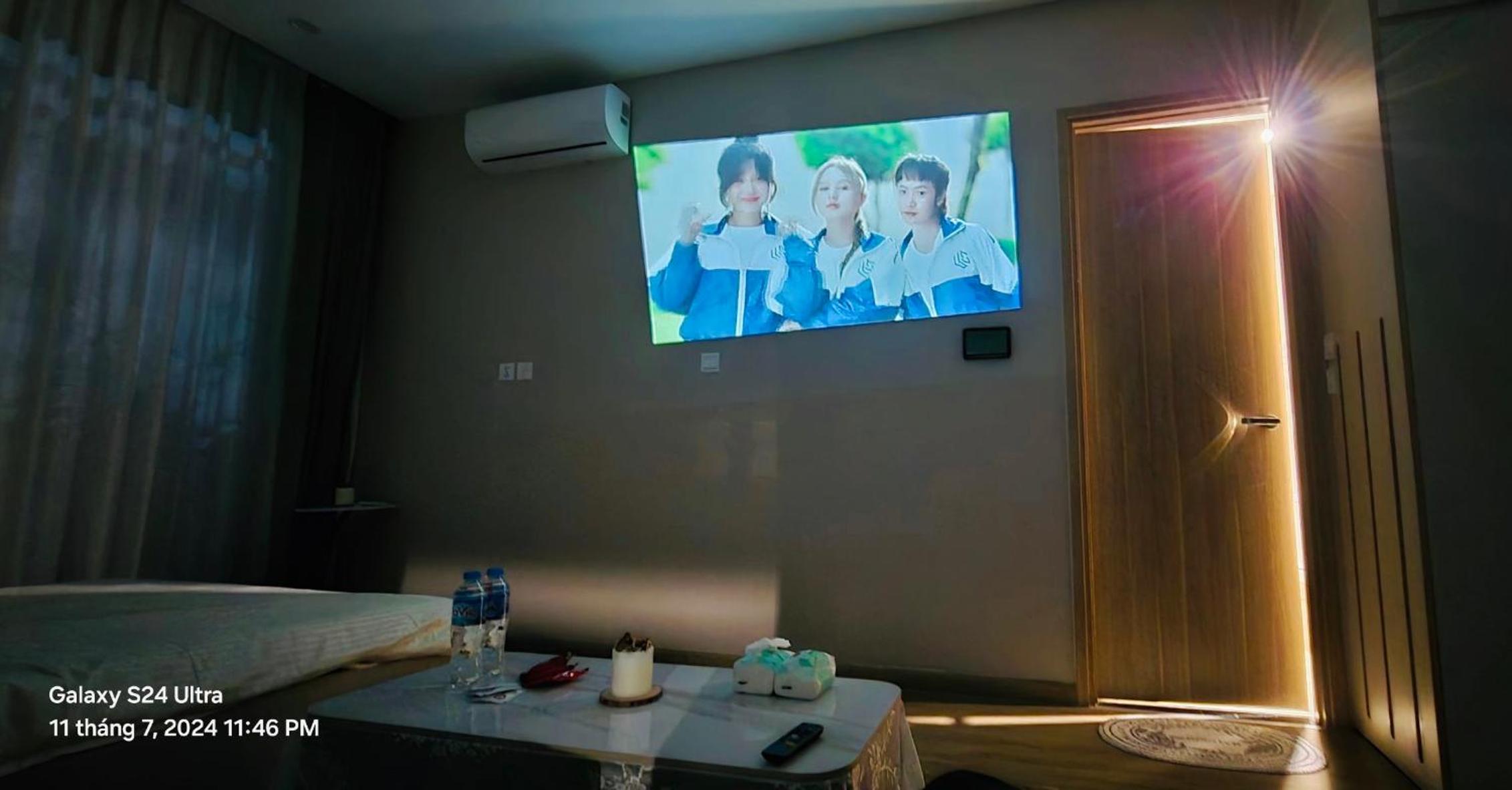 Căn hộ Studio tại Vinsmart có Máy chiếu