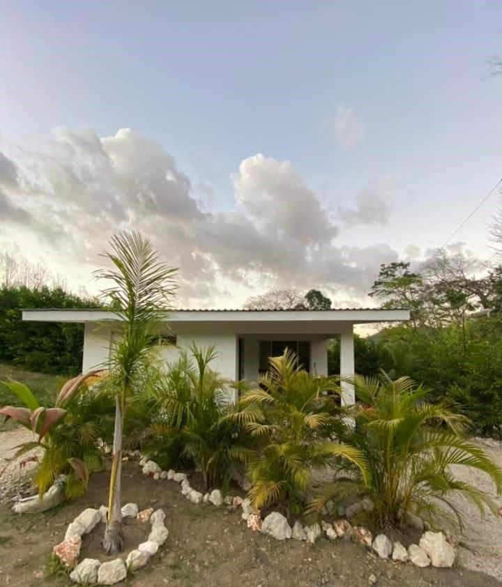 Casita MONOS