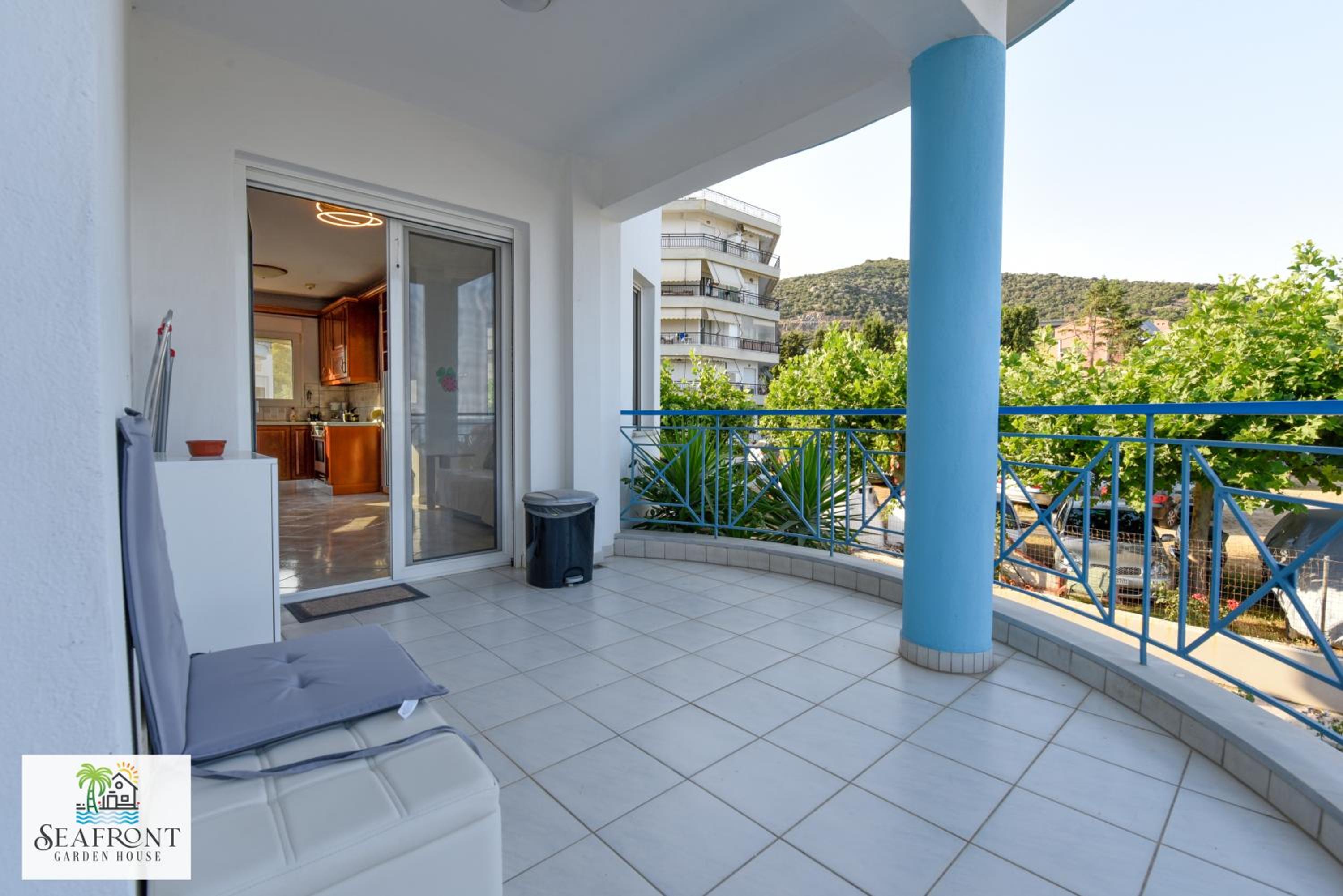 Villa SeafrontGardenHouse