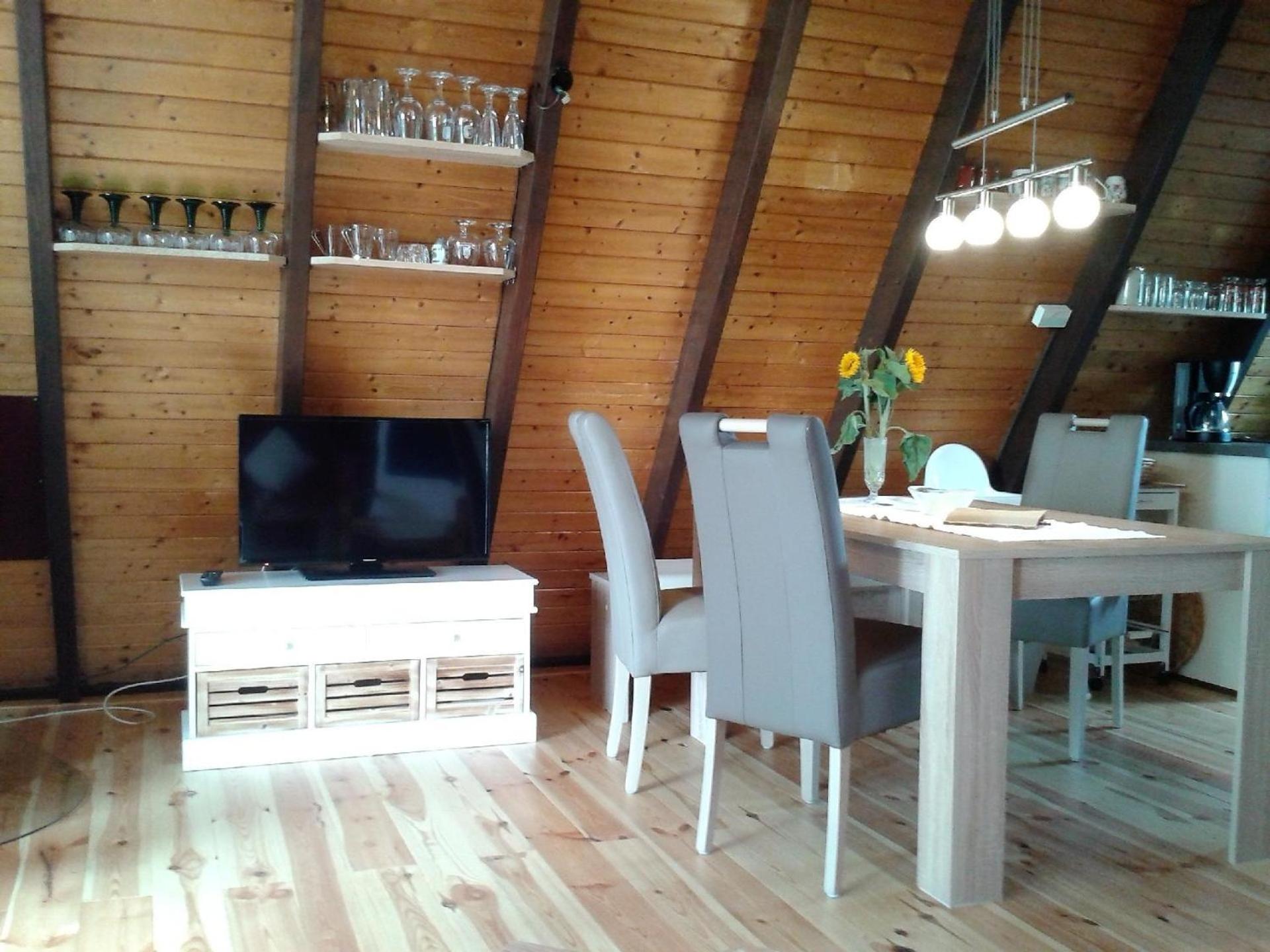 Eifeler Finnhaus mit Außensauna