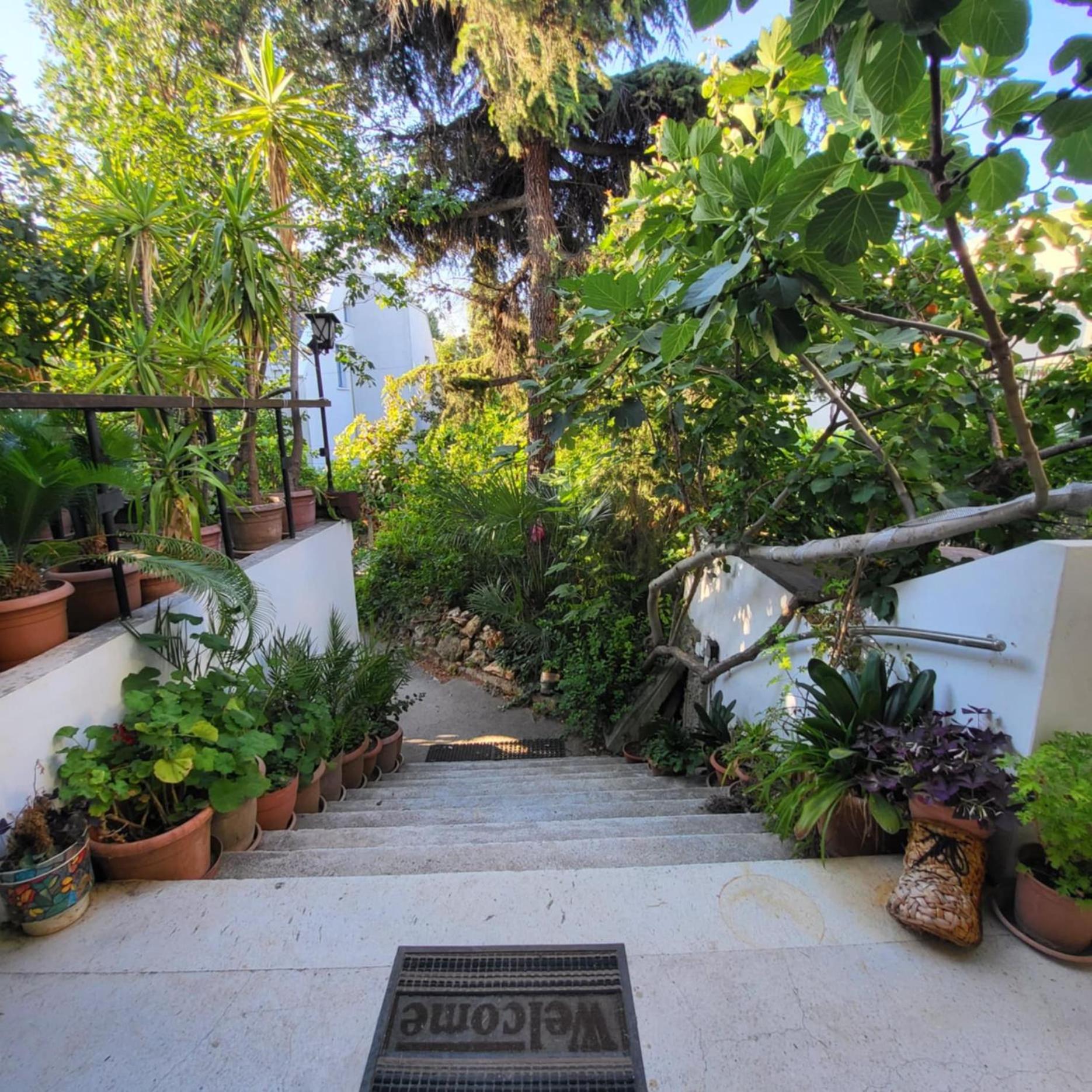 Hostel Varna Botanika