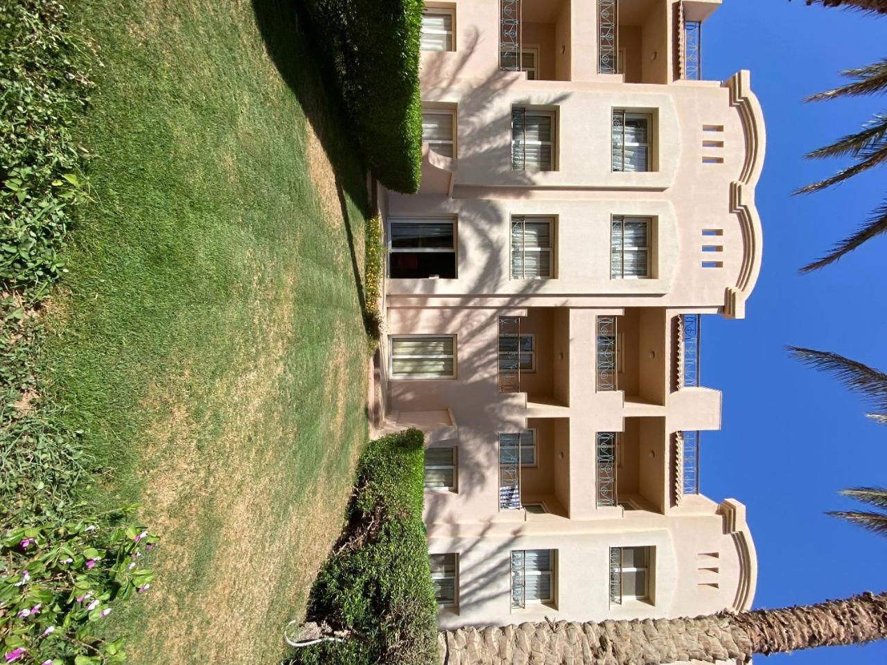 1 BDR Apartment Sahl Hasheesh view 3