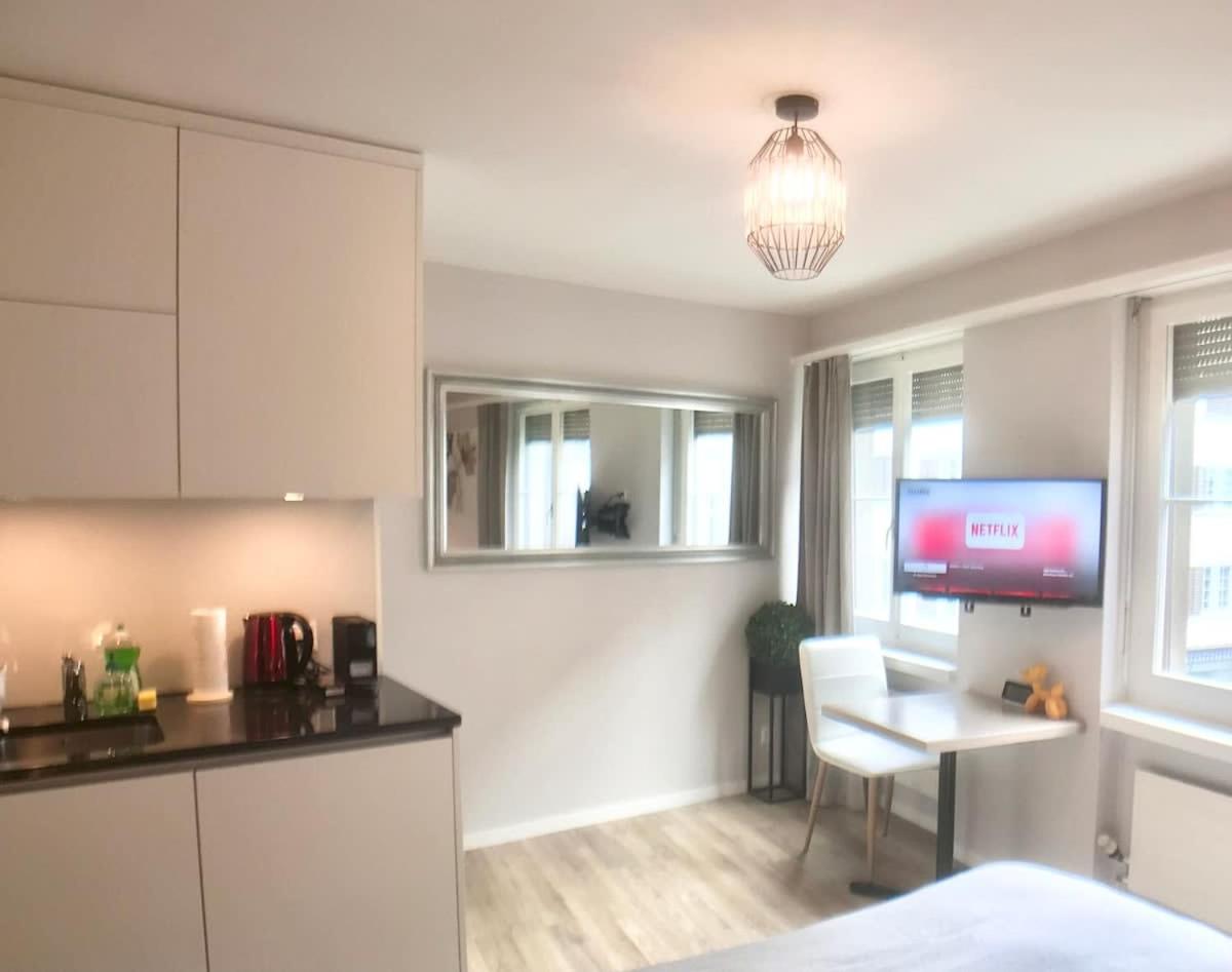 KAYA Apartments M07 - Deluxe Studio Apt in Old Town Zurich