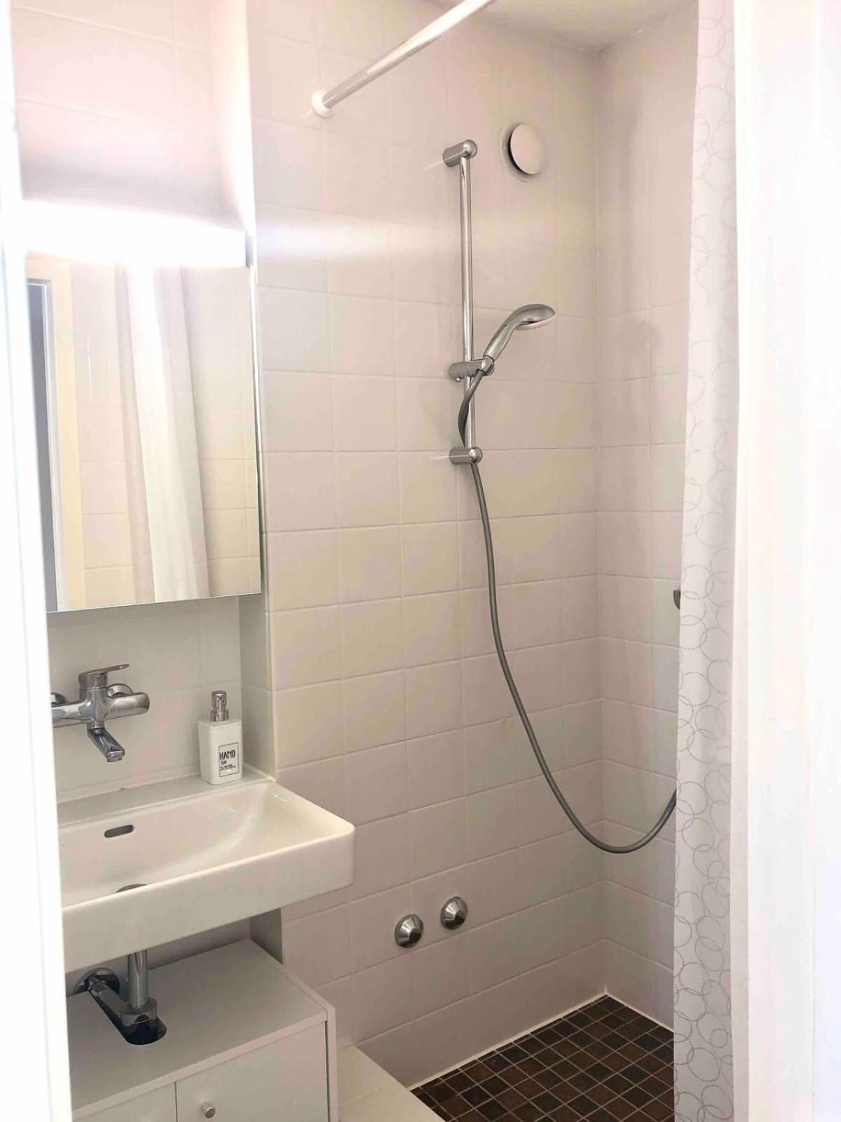 KAYA Apartments M07 - Deluxe Studio Apt in Old Town Zurich
