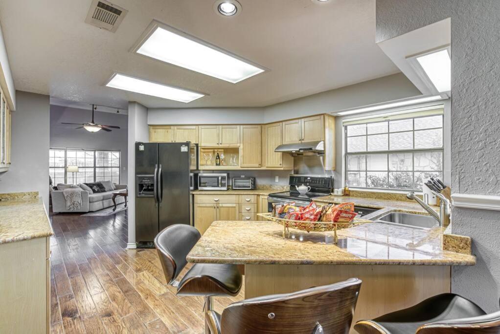Lakeside Gem Sleeps 12 with Boat Dock and Lake Access - Property Image 40