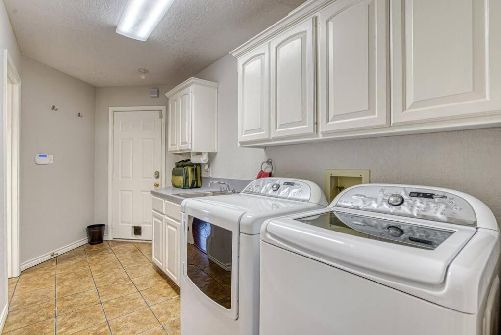 Lakeside Gem Sleeps 12 with Boat Dock and Lake Access - Property Image 8