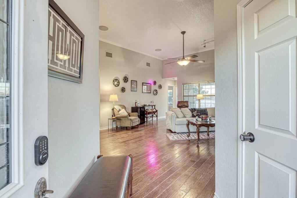 Lakeside Gem Sleeps 12 with Boat Dock and Lake Access - Property Image 21