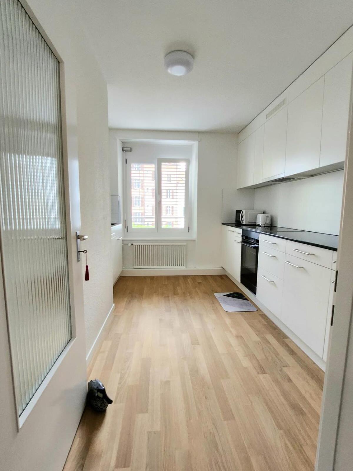 KAYA Zurich Apartment 2B - Downtown 2BR Deluxe Apt