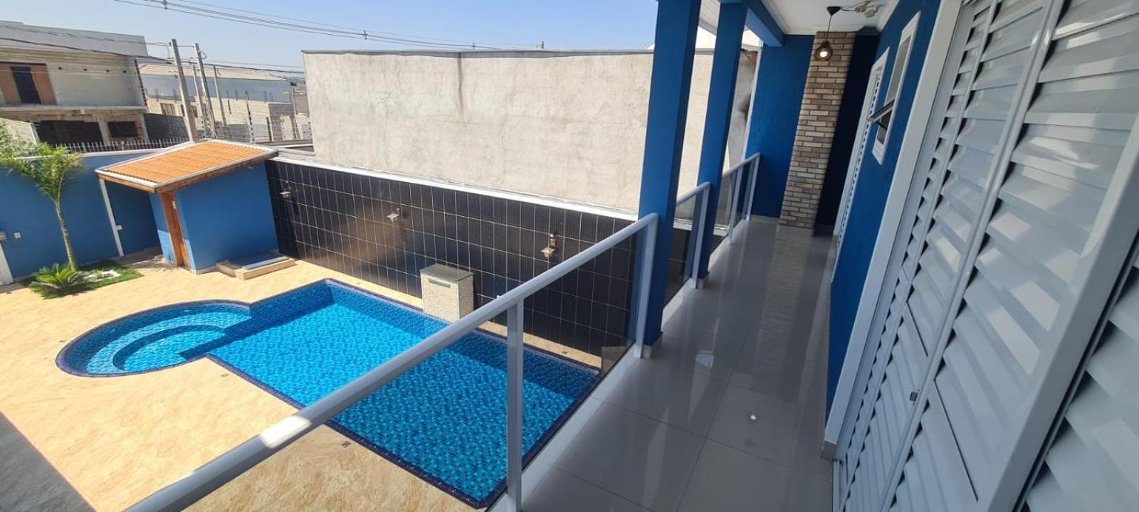 Casa com piscina