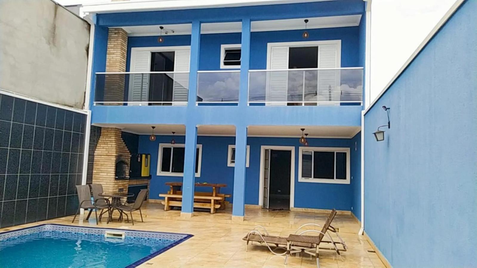 Casa com piscina