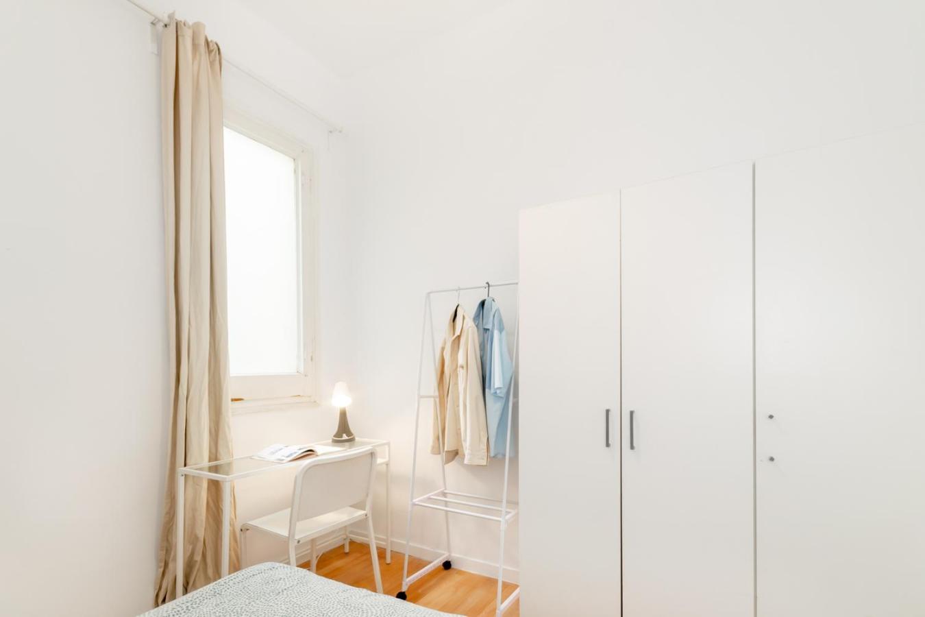 Balmes Private Rooms