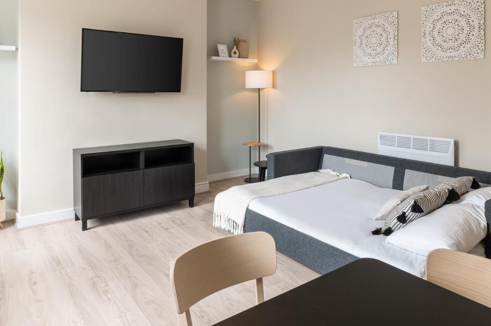 hotel room