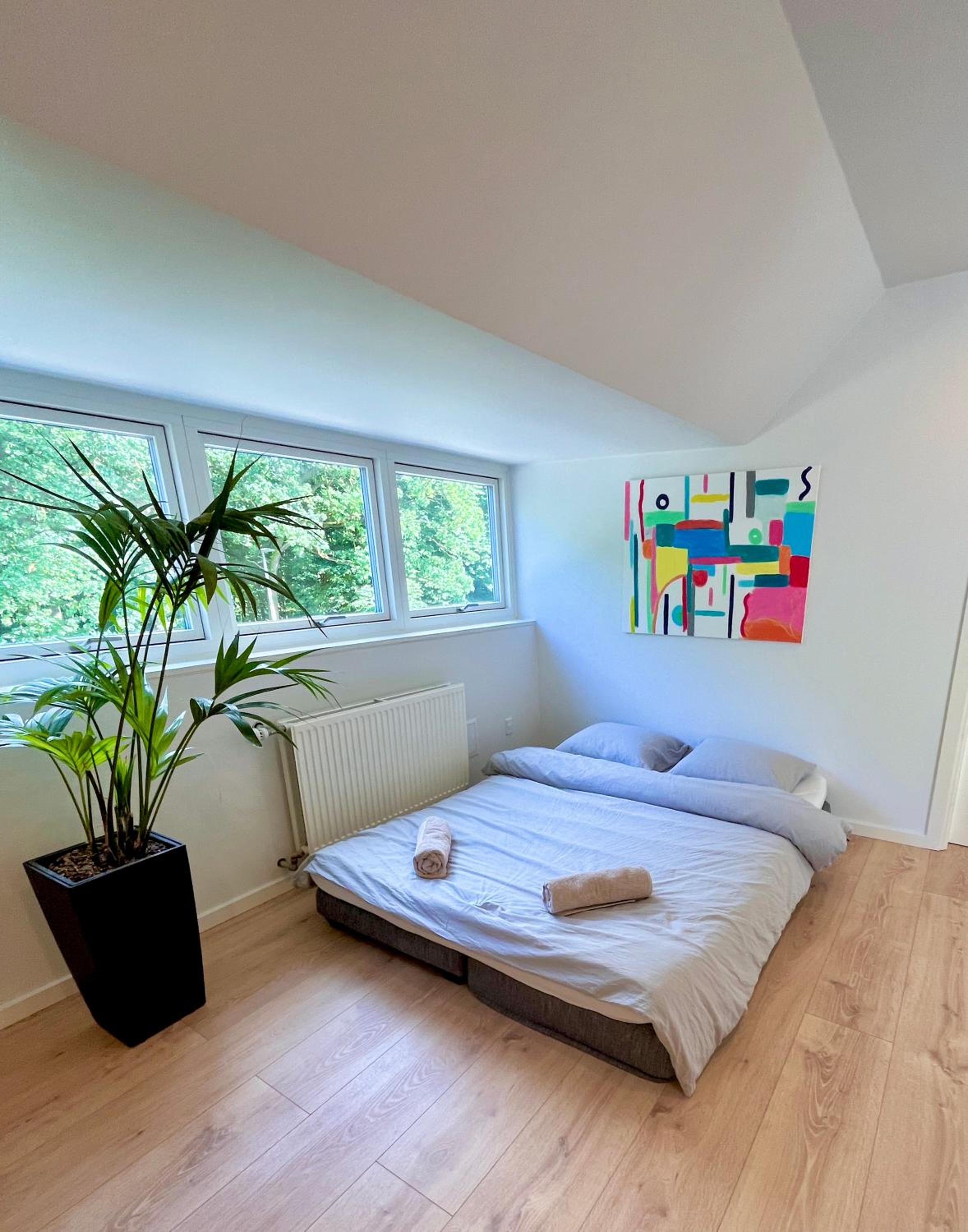 Modern apartment close to city