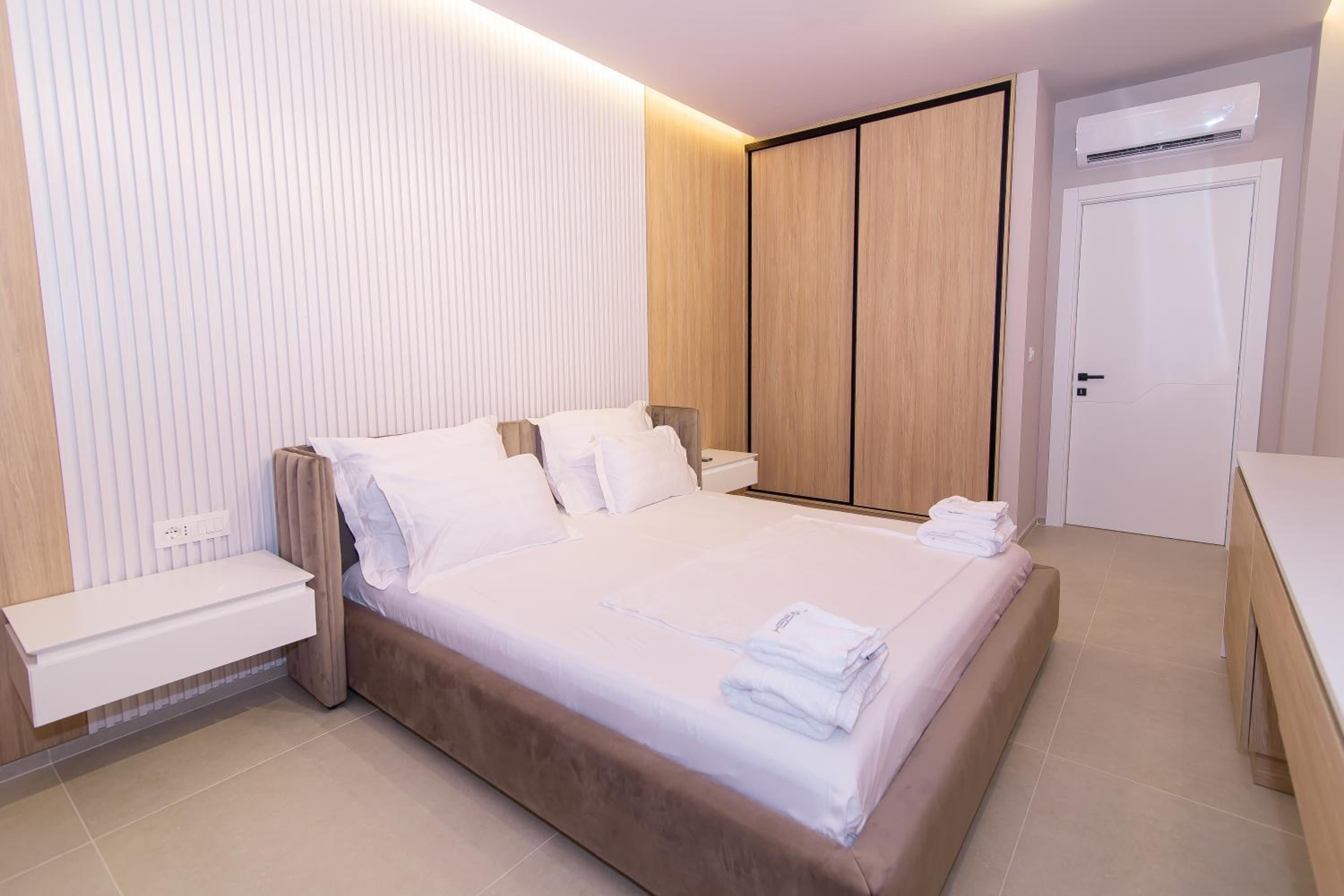 Heisol apartment