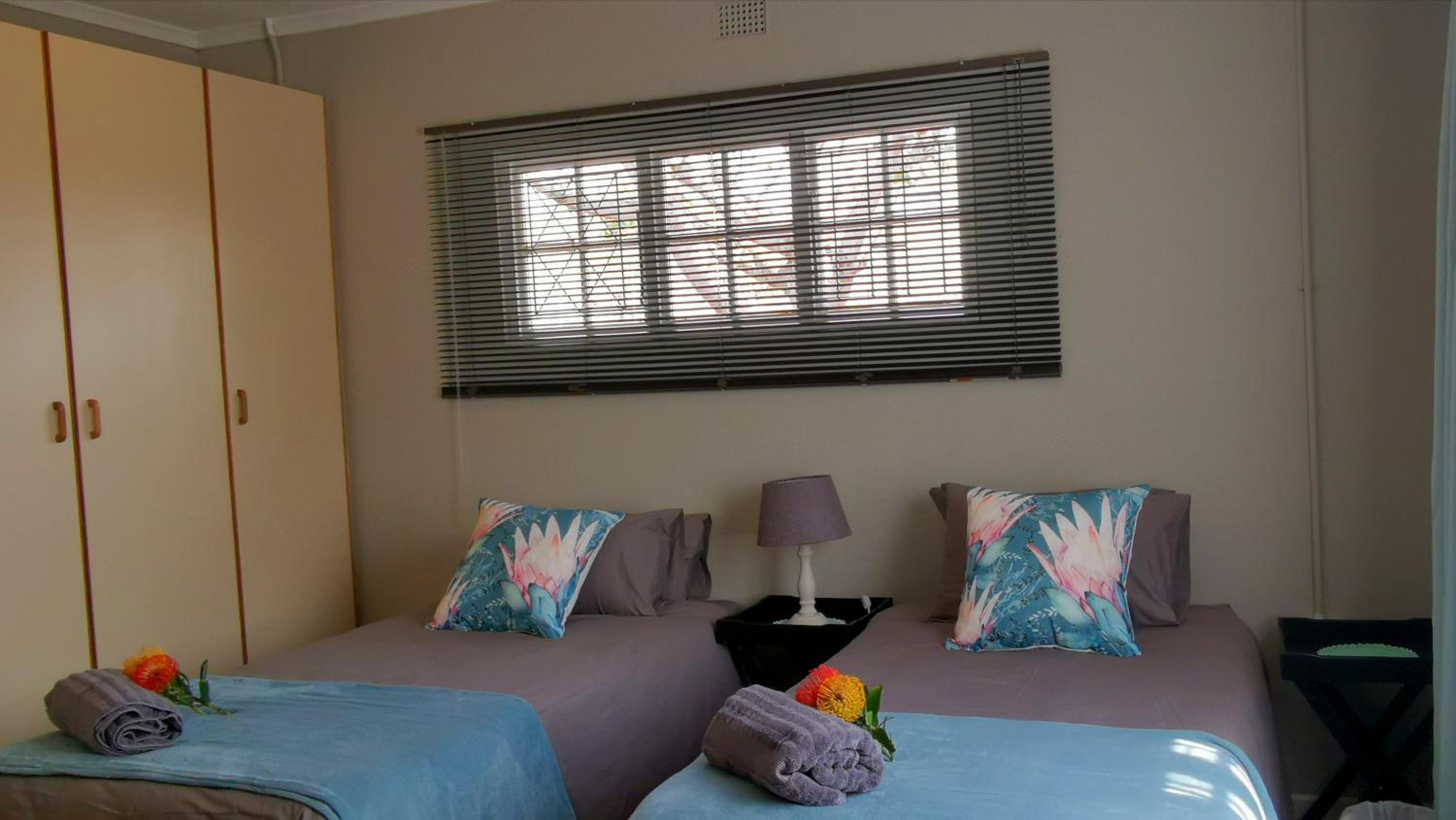 Weltevreden Family Cottage at Ngweni Private Game Farm view 4