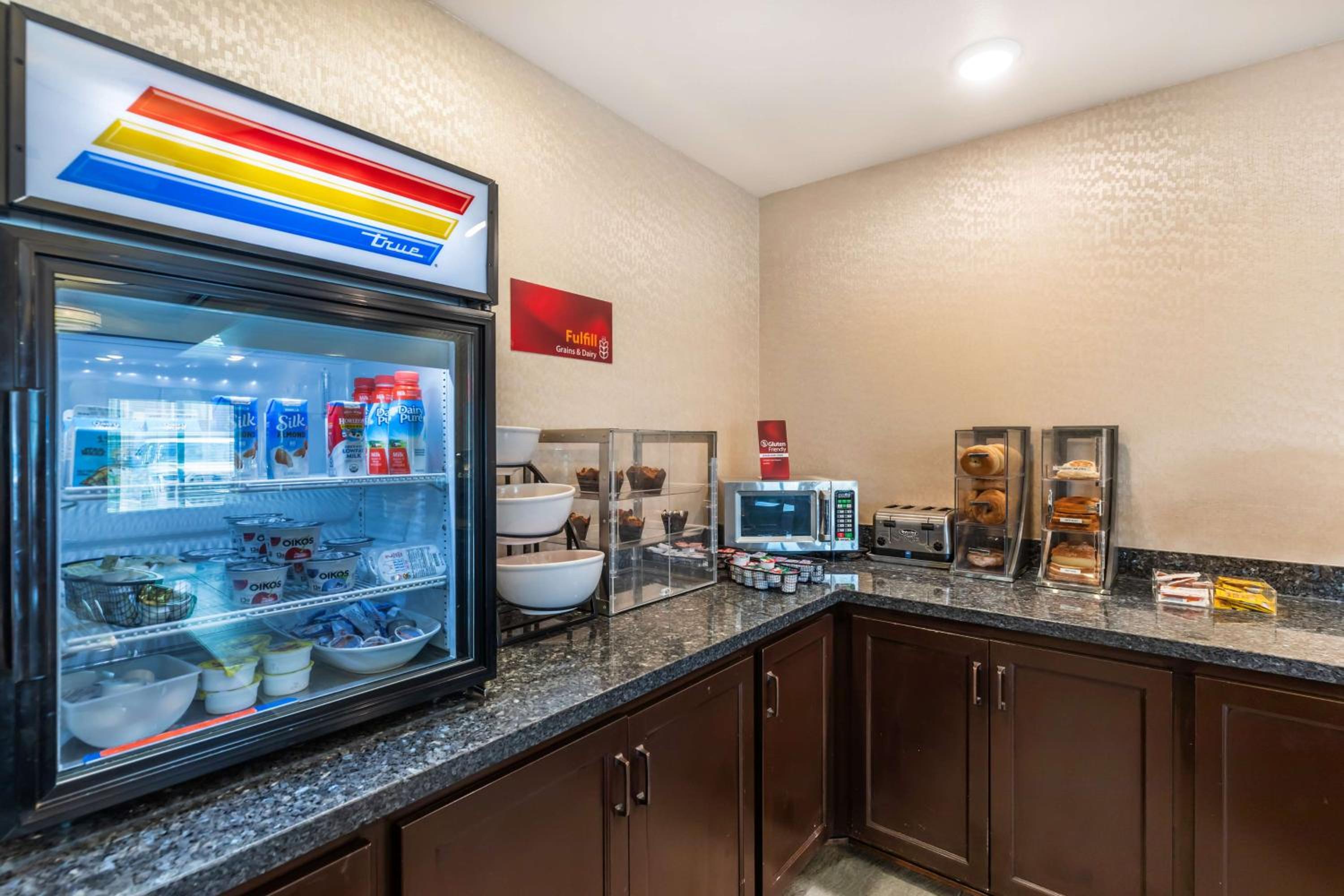 Casper Vacations - Best Western PLUS Casper Inn  Suites - Property Image 7